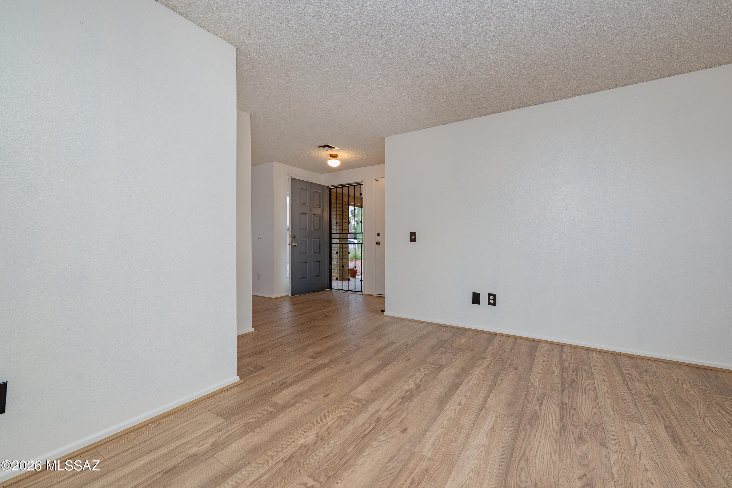 Del Bac Heights(1-35) - Residential