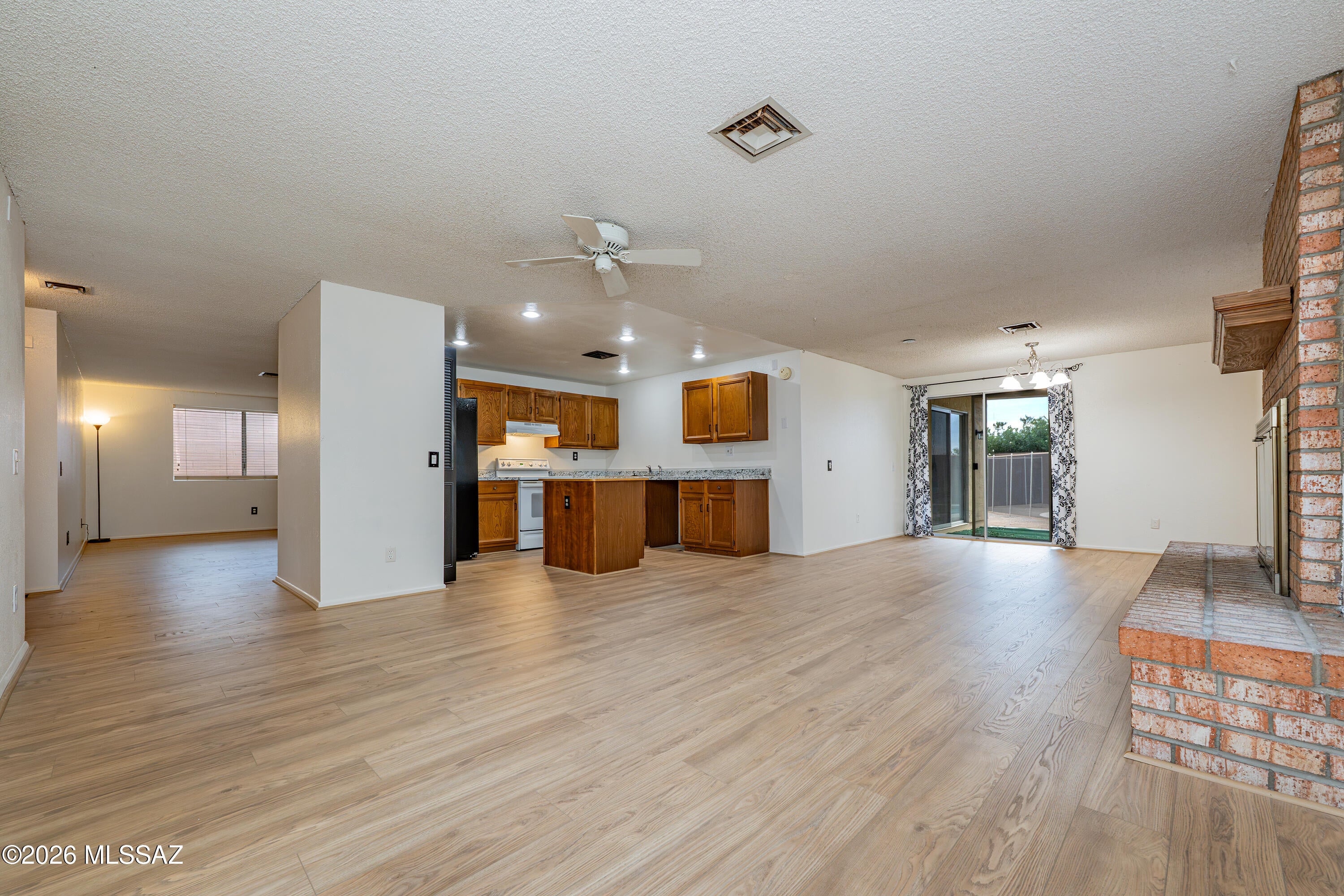 Del Bac Heights(1-35) - Residential