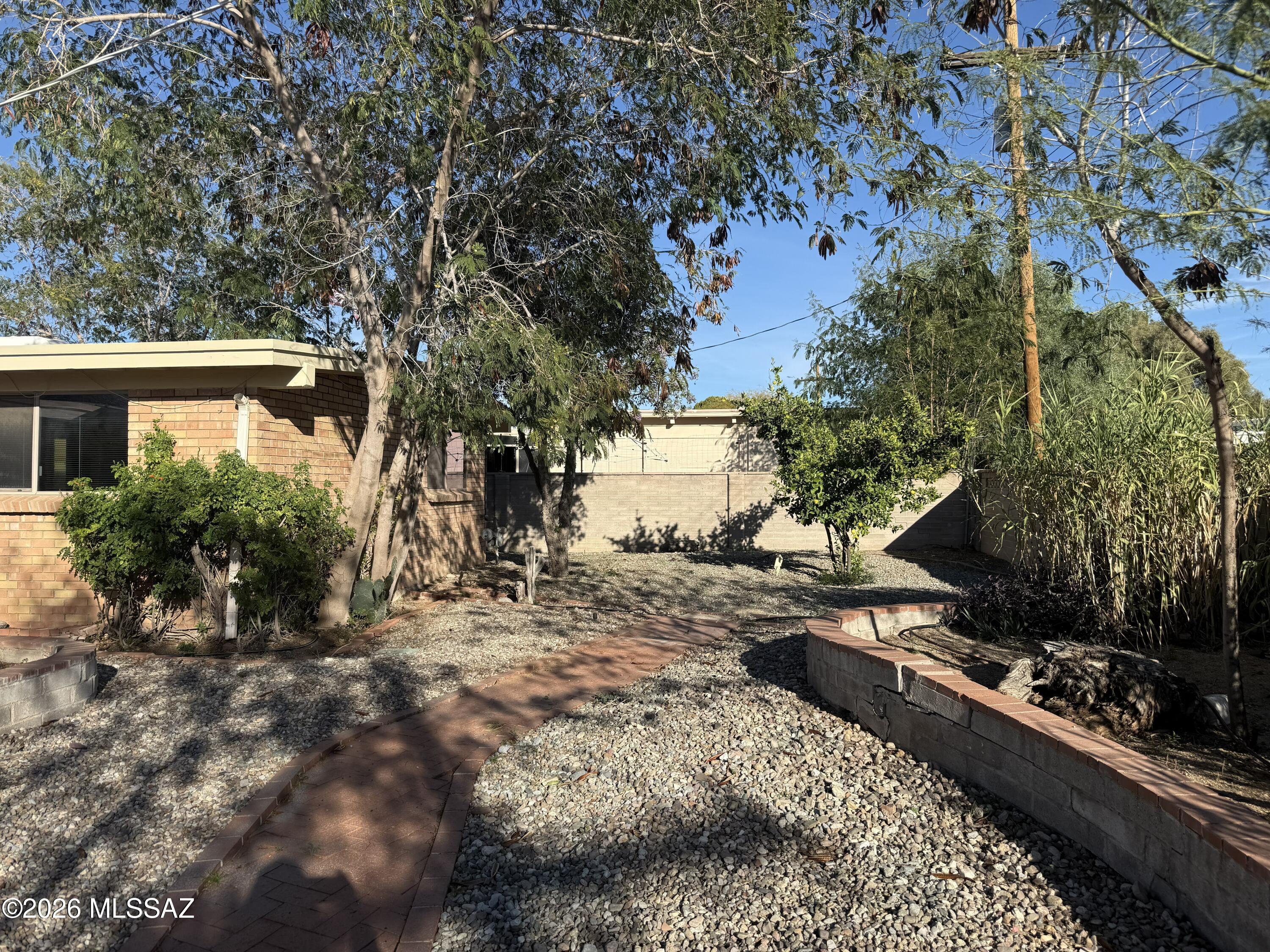 Hermosa Hills Estates - Residential Lease