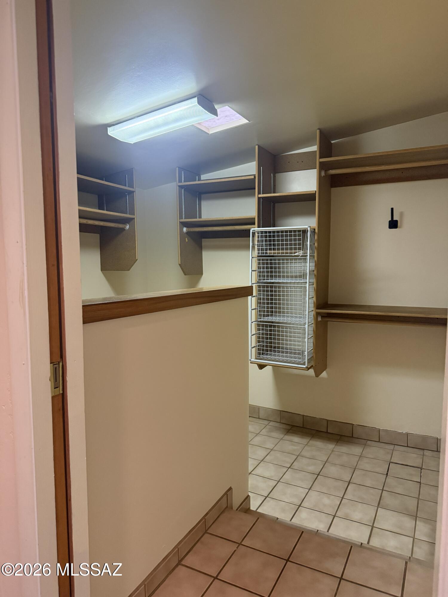 Hermosa Hills Estates - Residential Lease