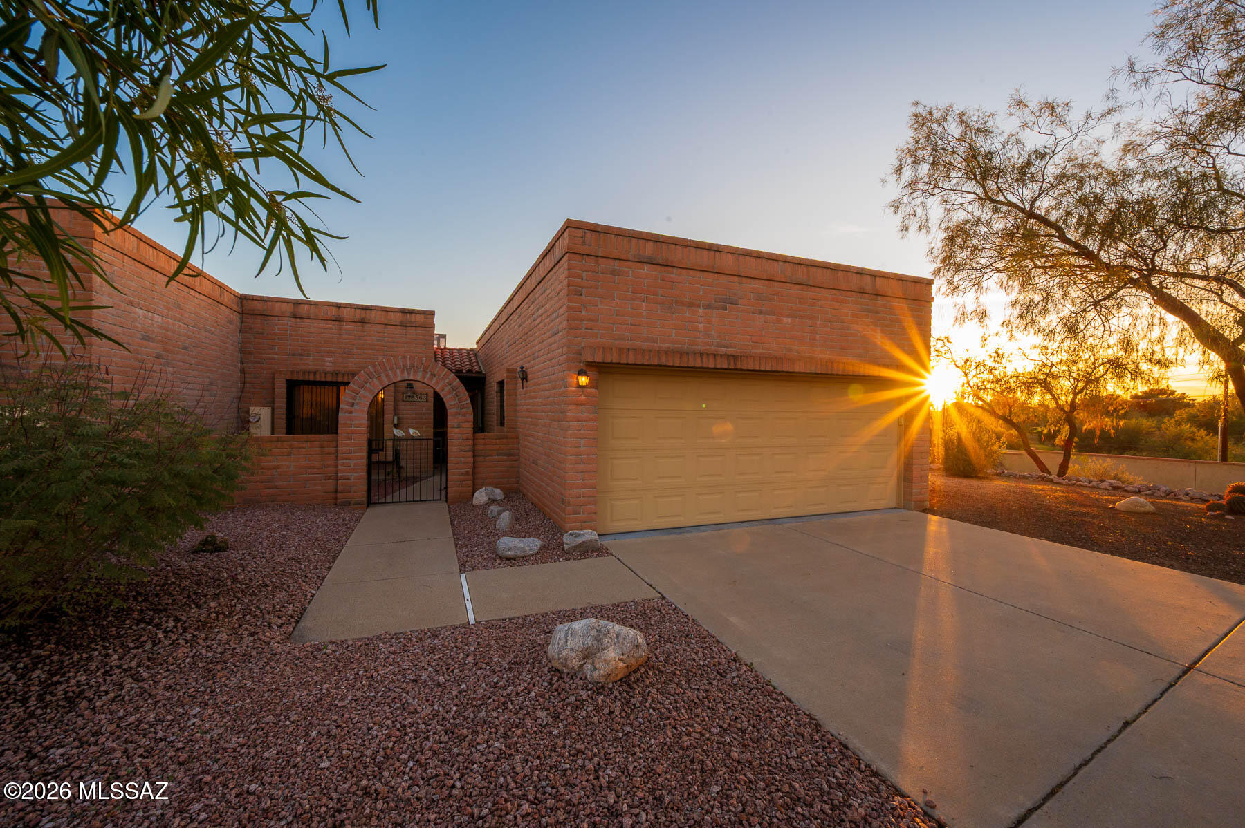 Fairfield La Cholla Hills - Residential