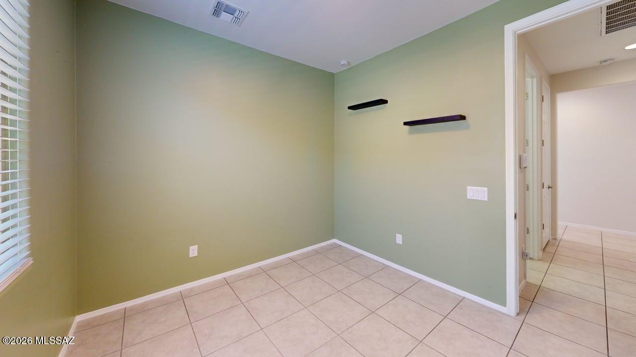 La Estancia De Tucson (1-330) - Residential Lease