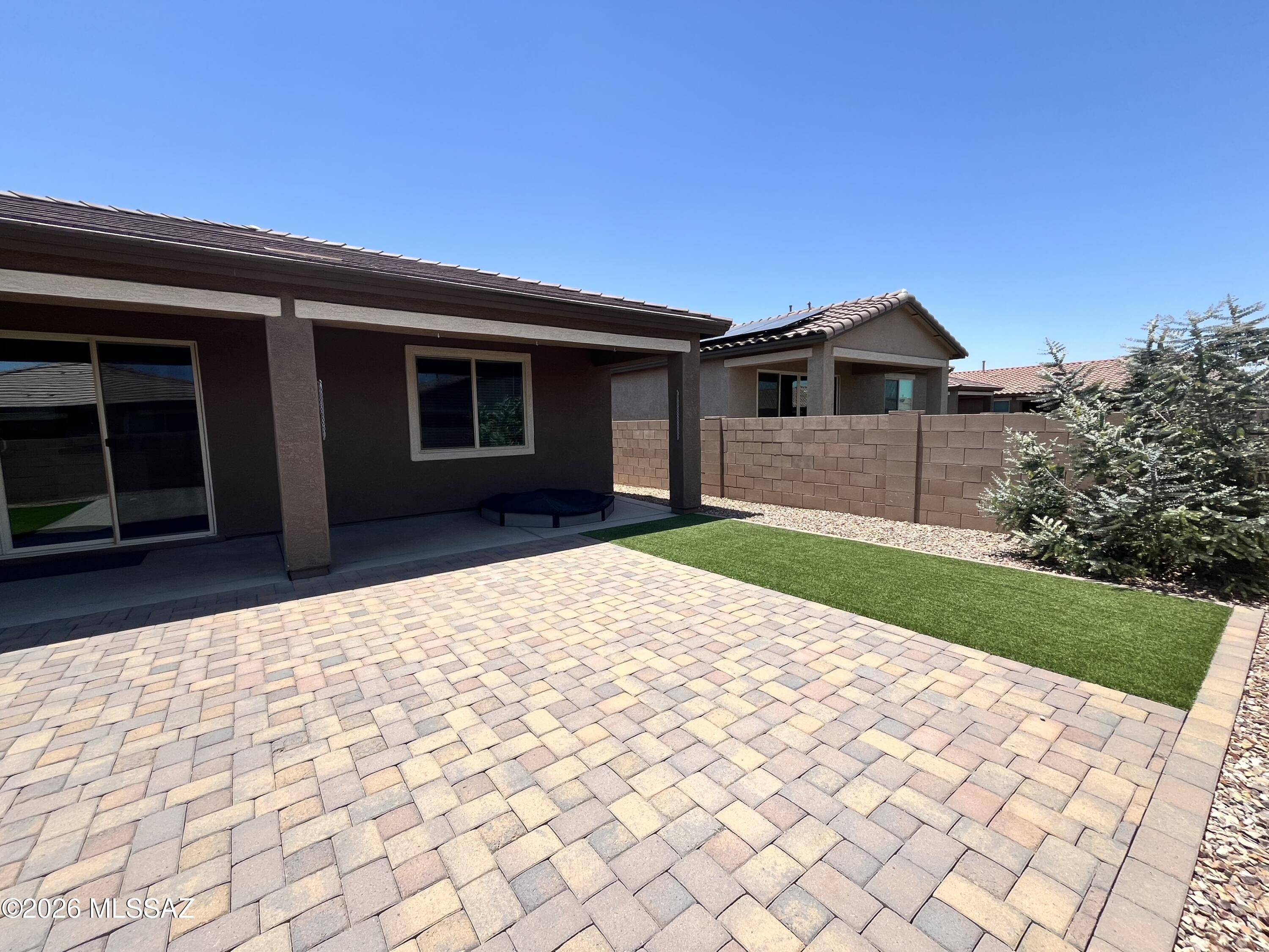La Estancia De Tucson (1-330) - Residential Lease