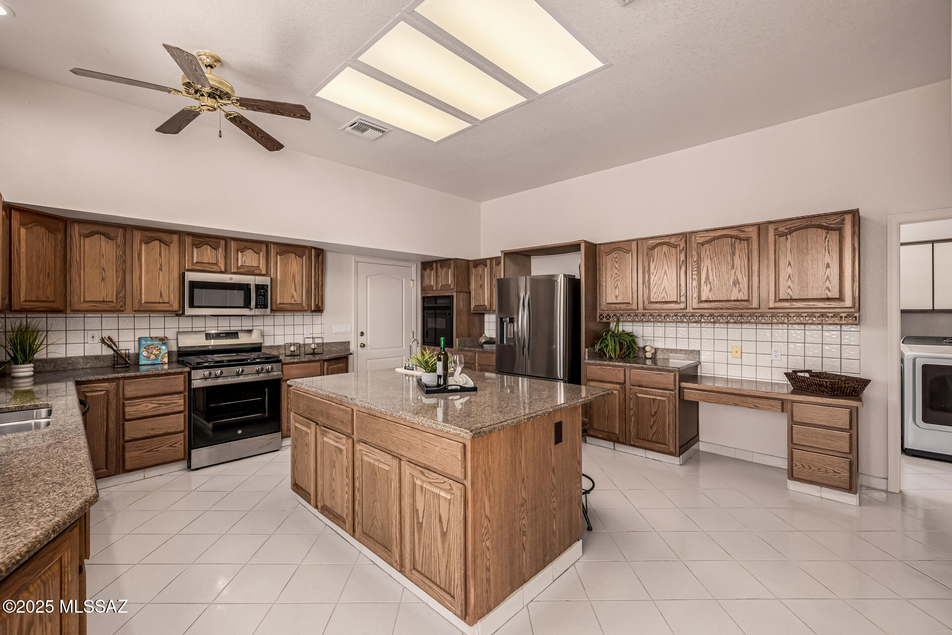 La Cholla Airpark - Residential