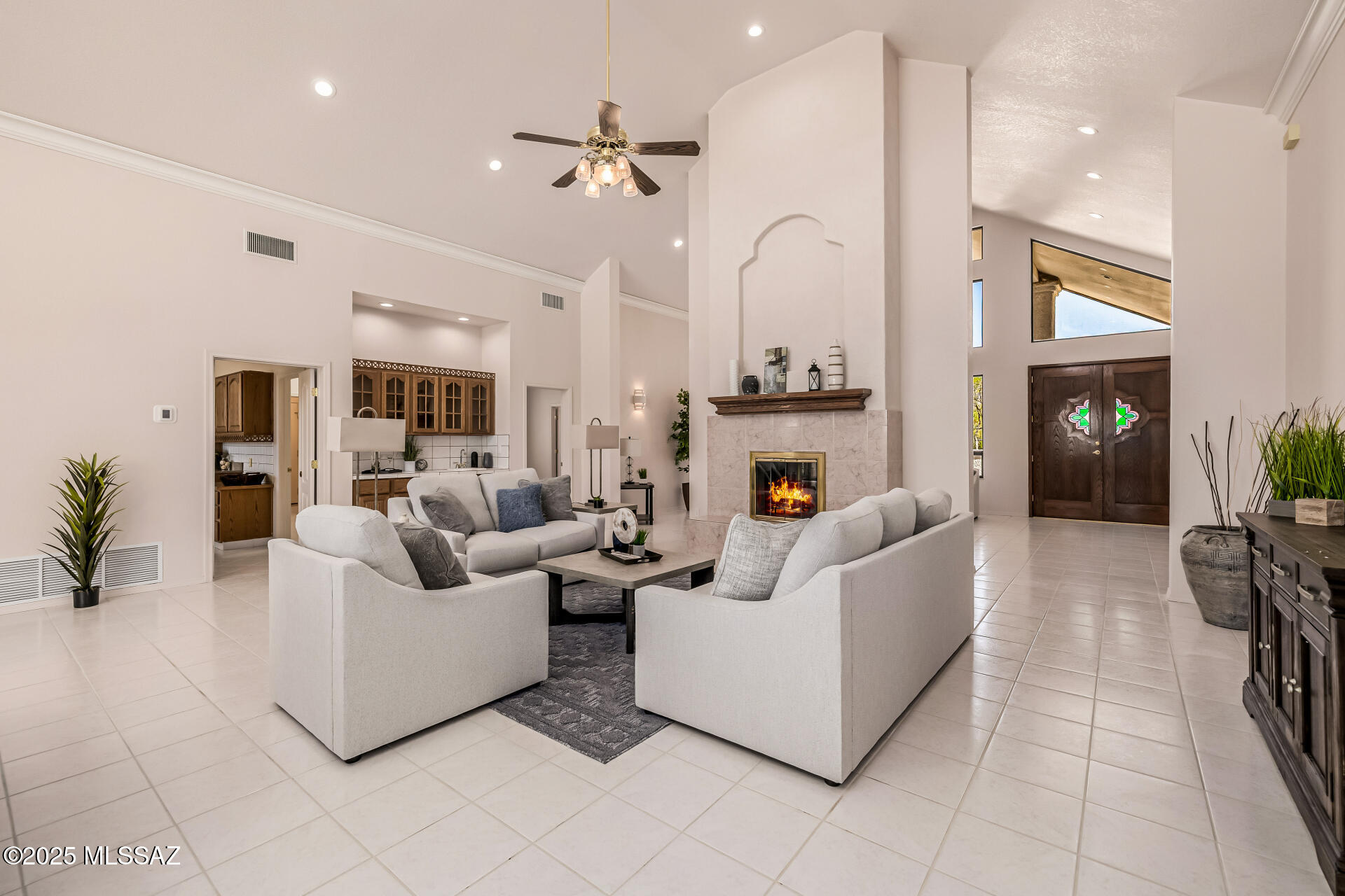 La Cholla Airpark - Residential
