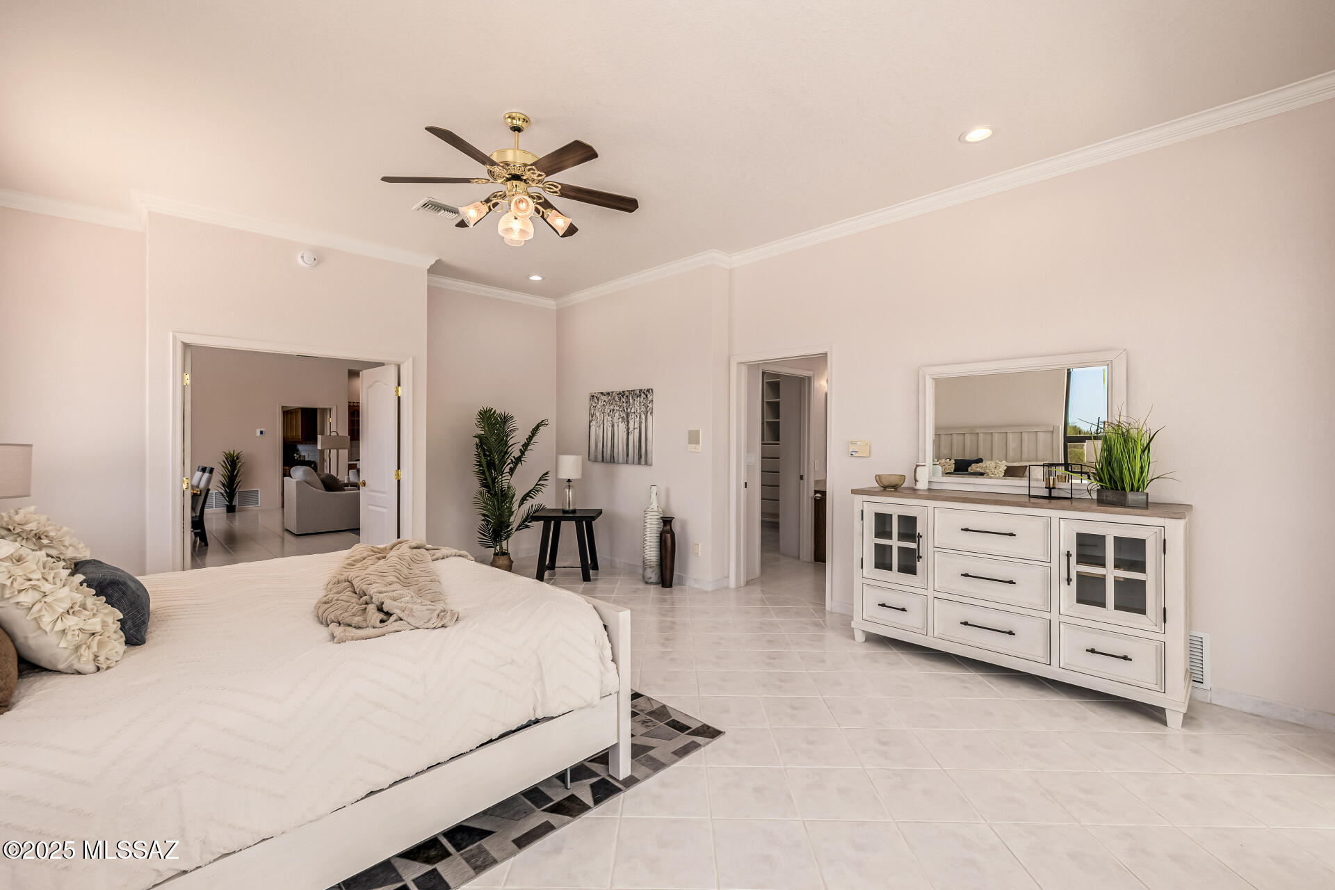 La Cholla Airpark - Residential