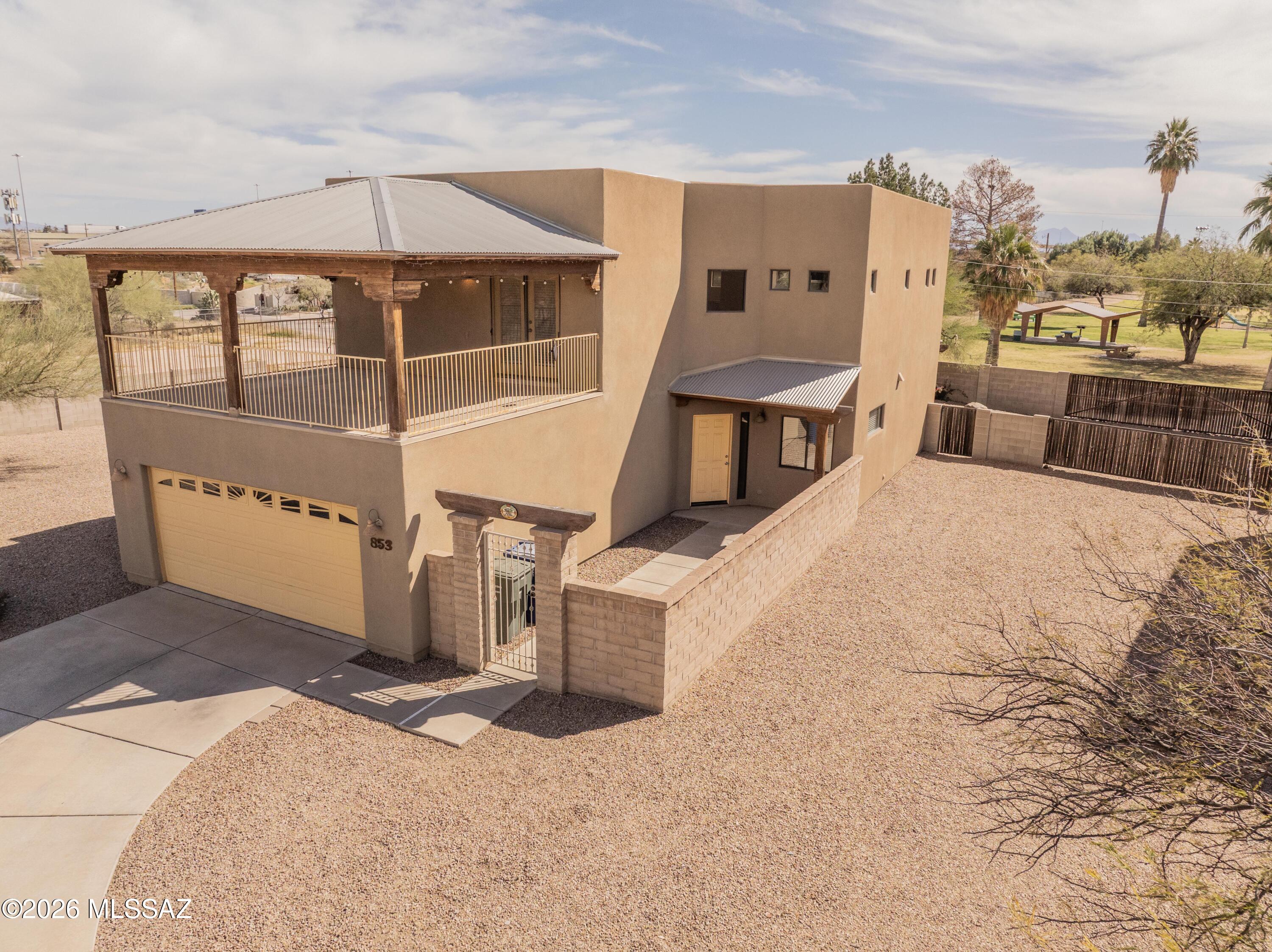 Paseo Estrella (1-104) - Residential