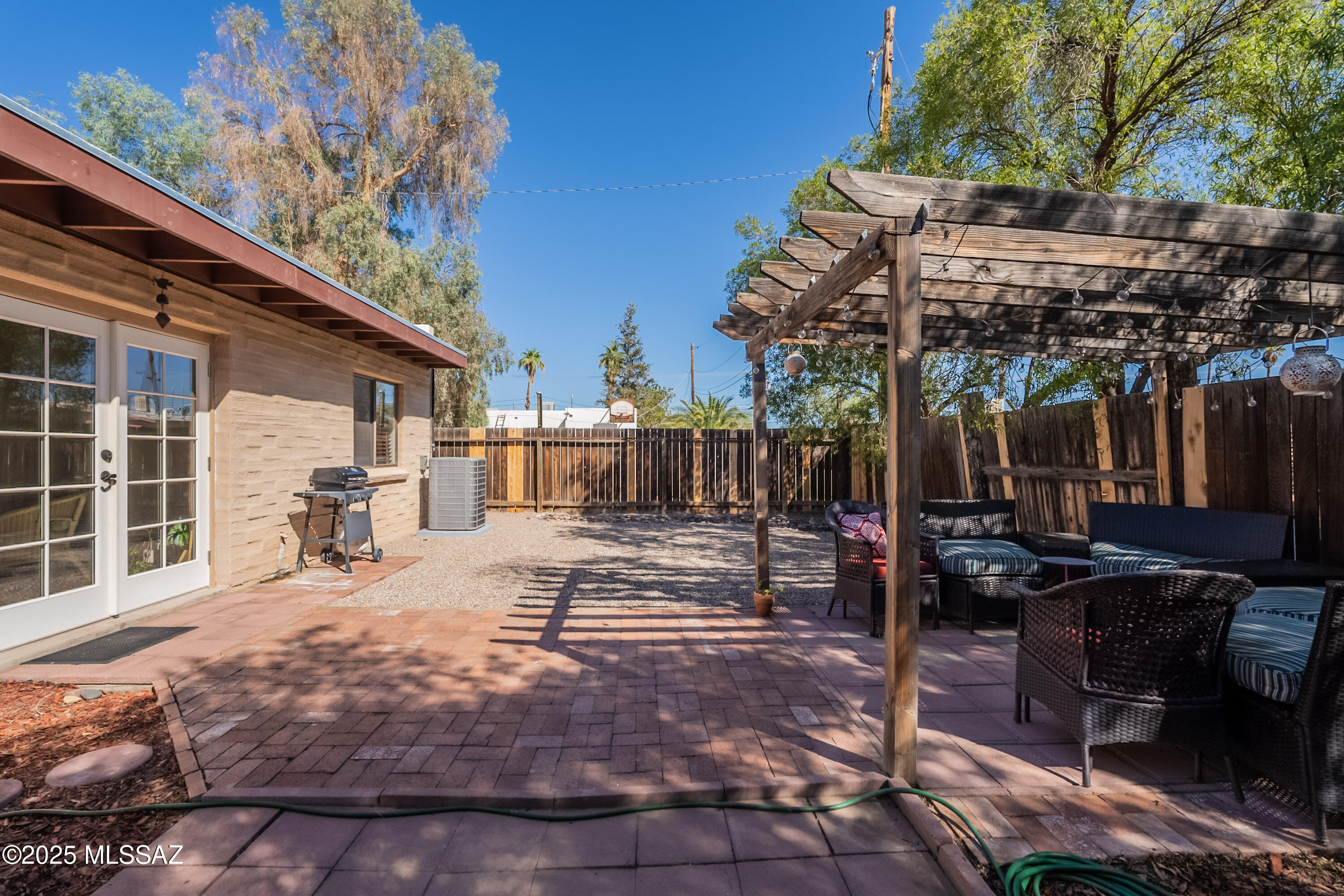 Fort Mesquite Condos (1-16) - Residential