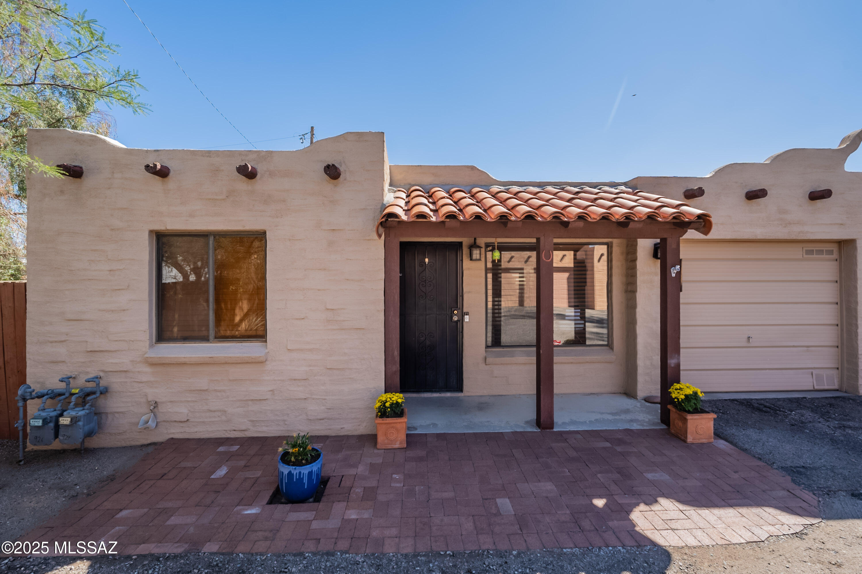 Fort Mesquite Condos (1-16) - Residential