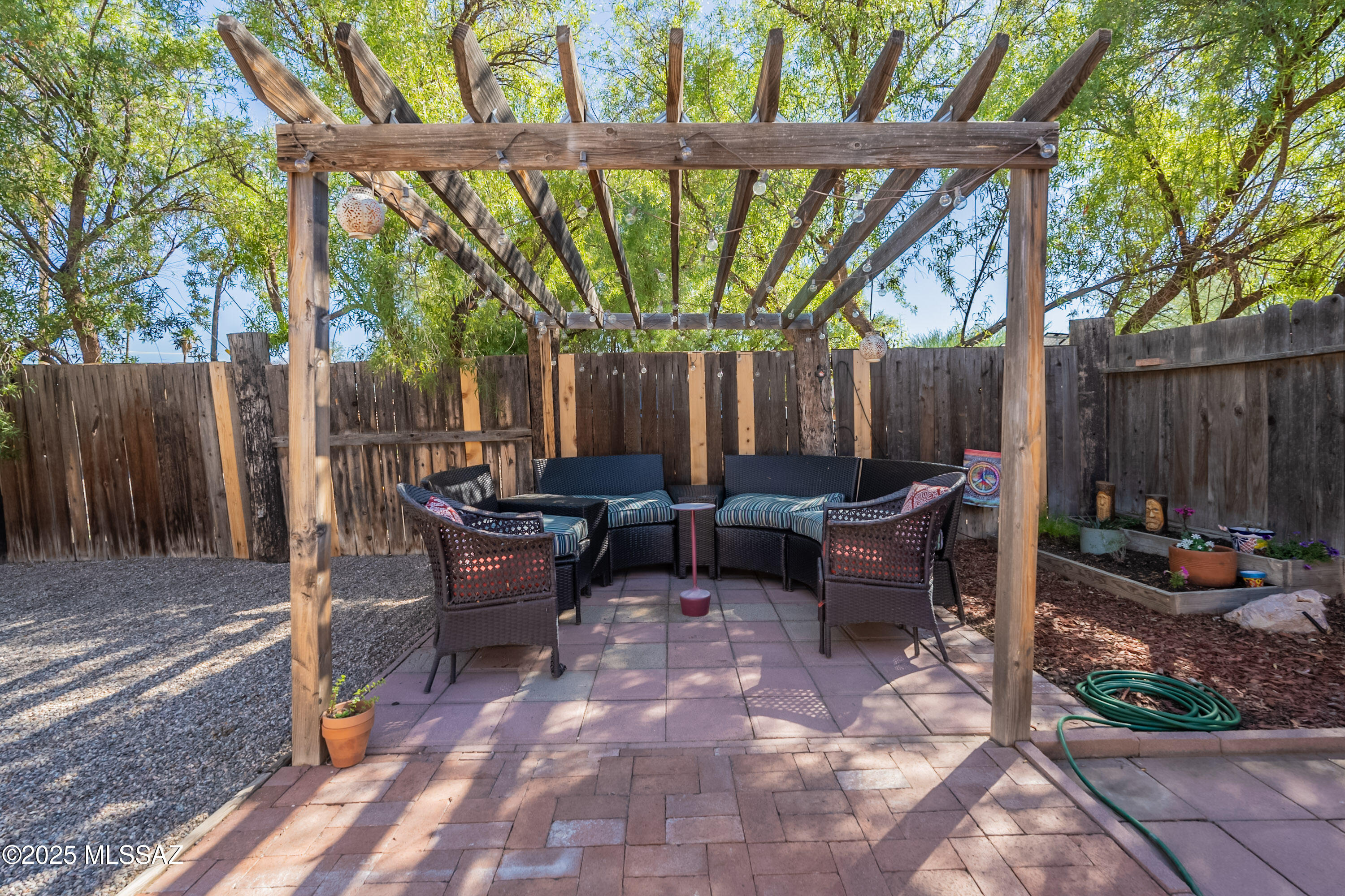 Fort Mesquite Condos (1-16) - Residential
