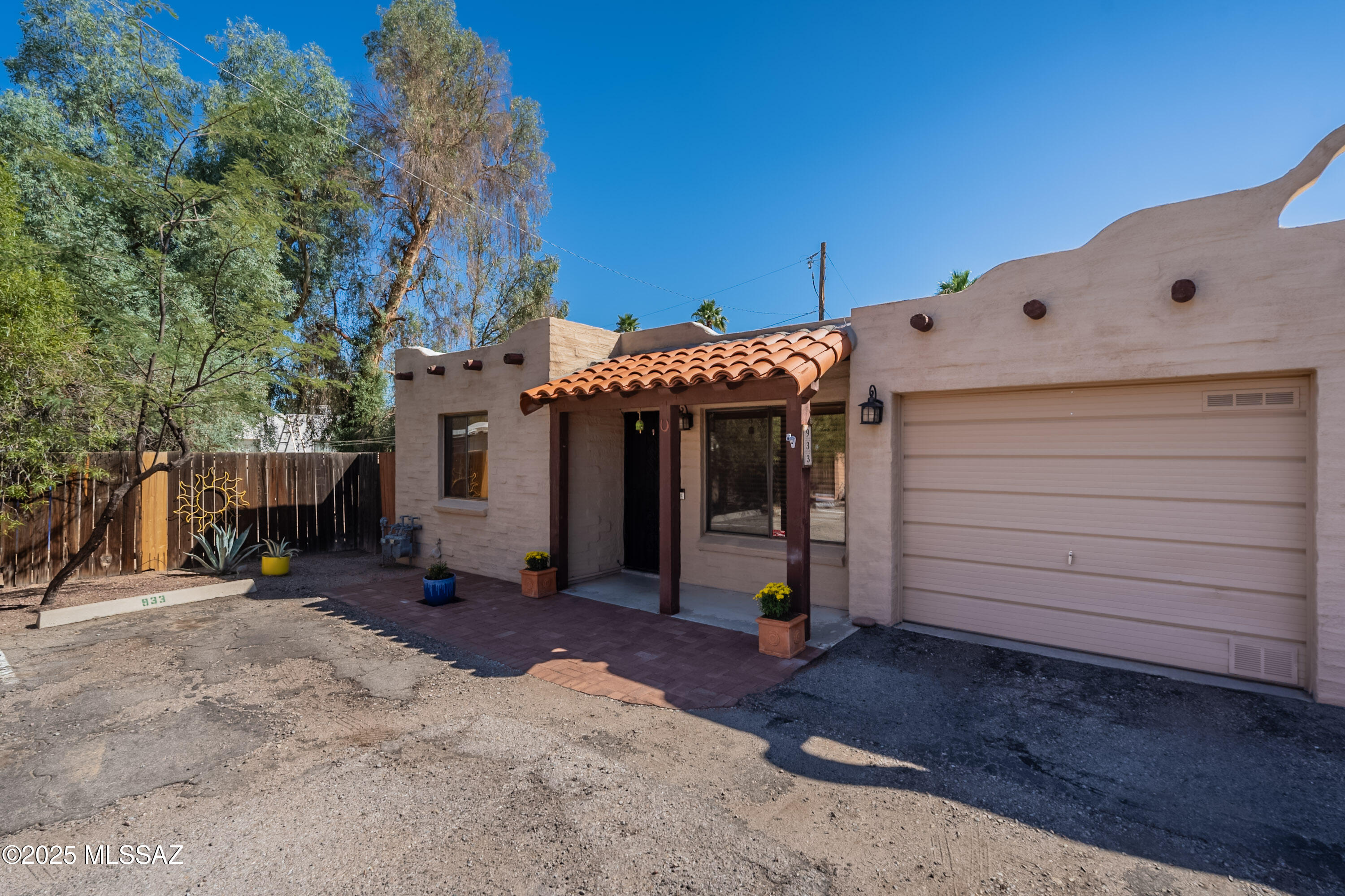 Fort Mesquite Condos (1-16) - Residential