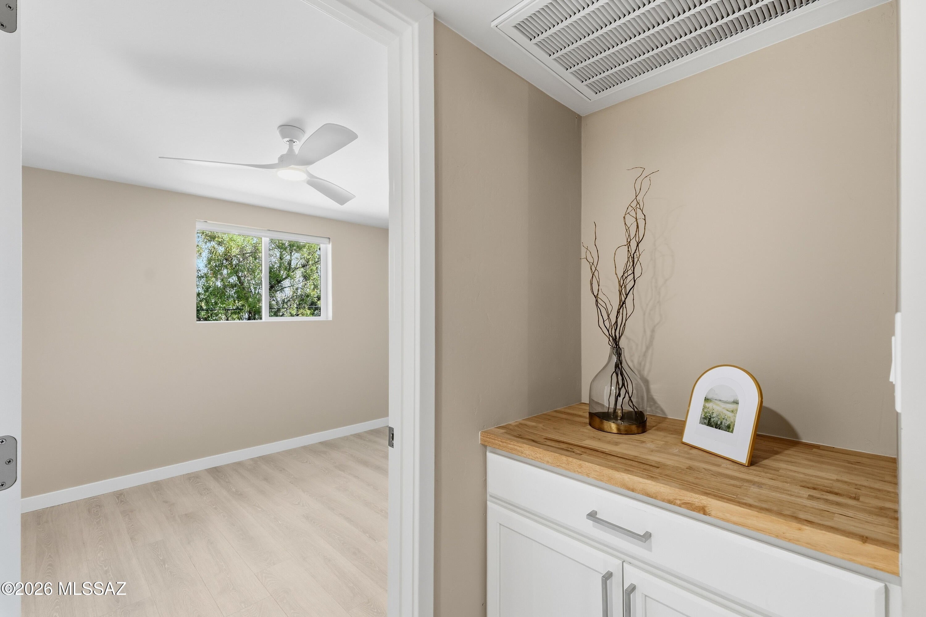 Kingston Knolls Terrace - Residential