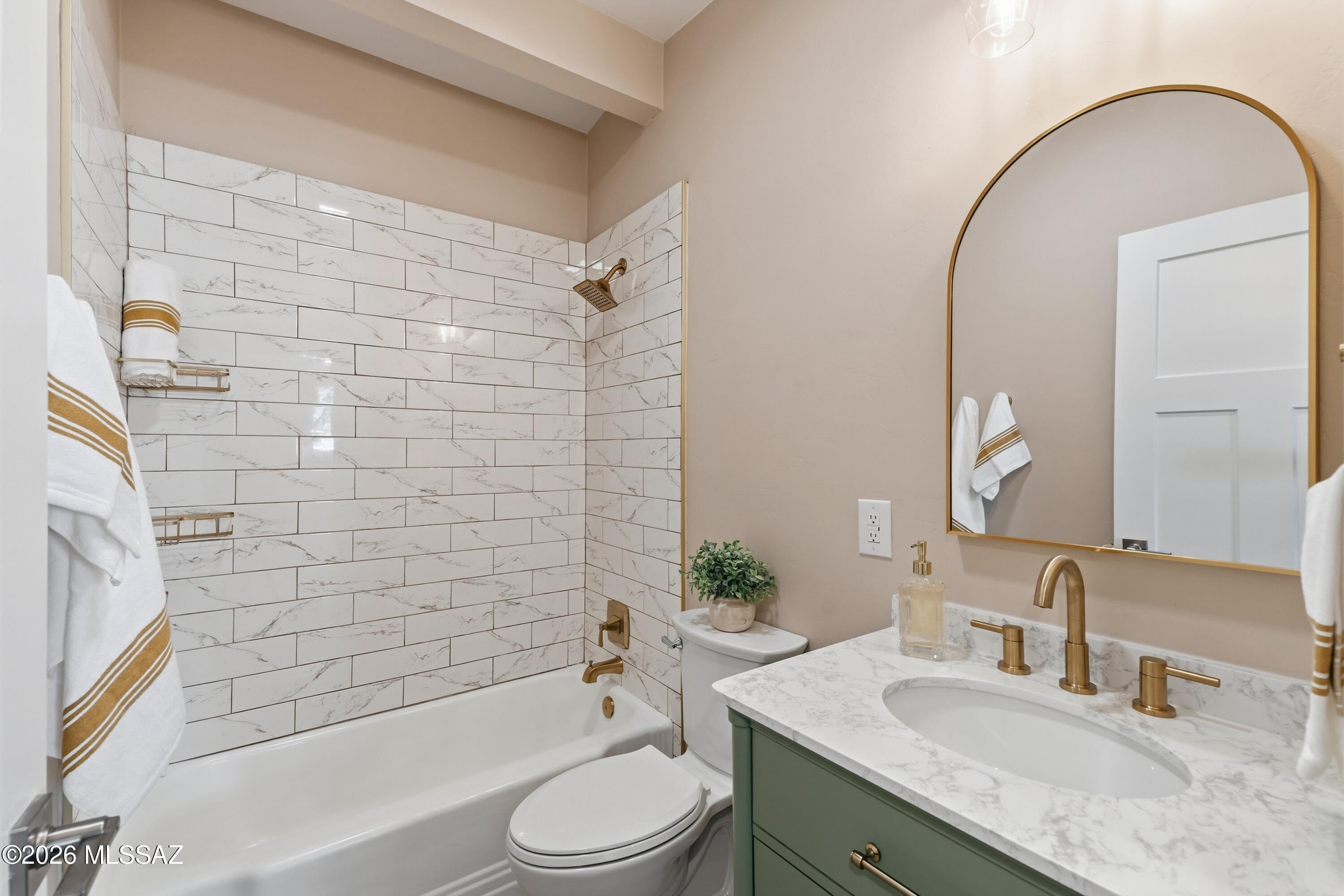 Kingston Knolls Terrace - Residential