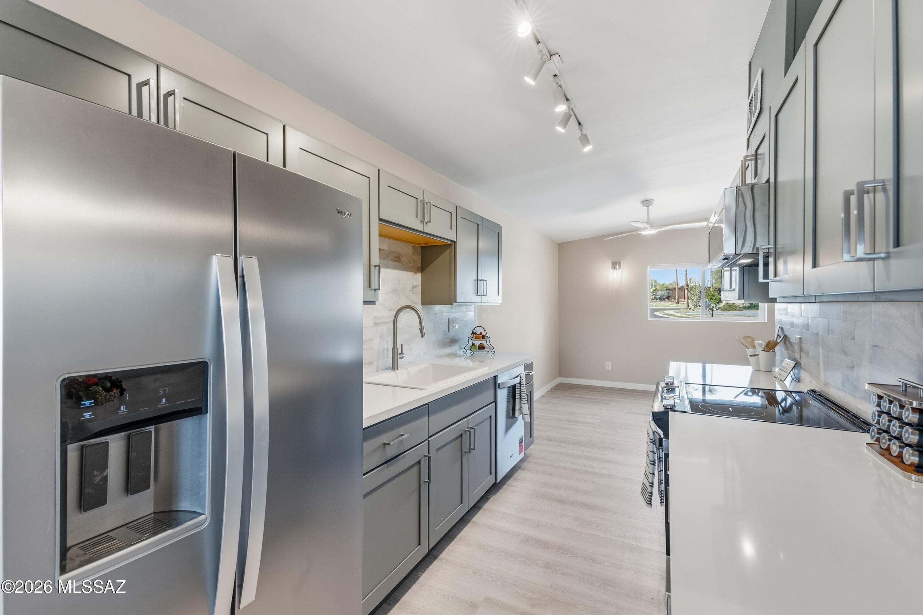 Kingston Knolls Terrace - Residential