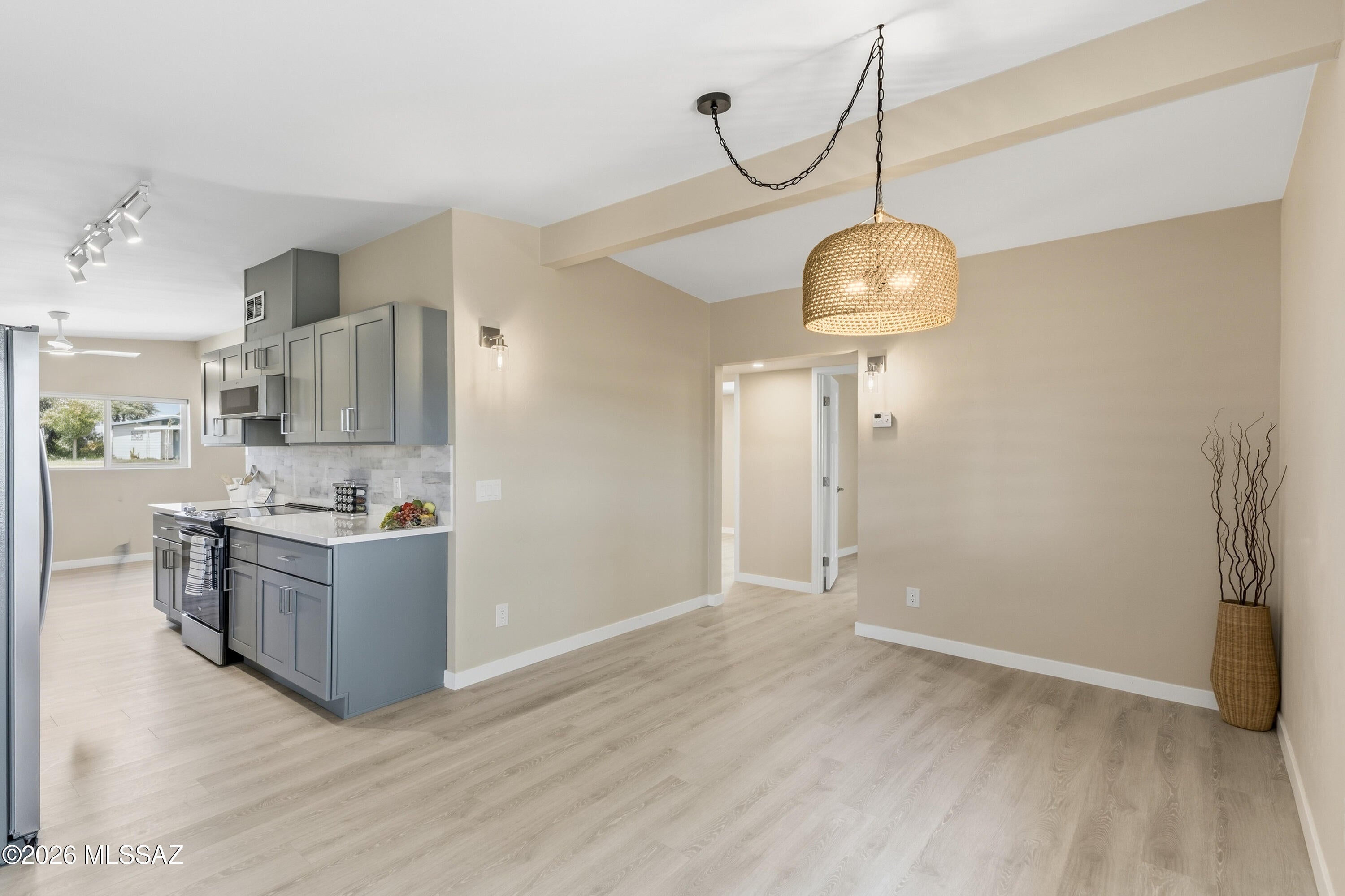 Kingston Knolls Terrace - Residential