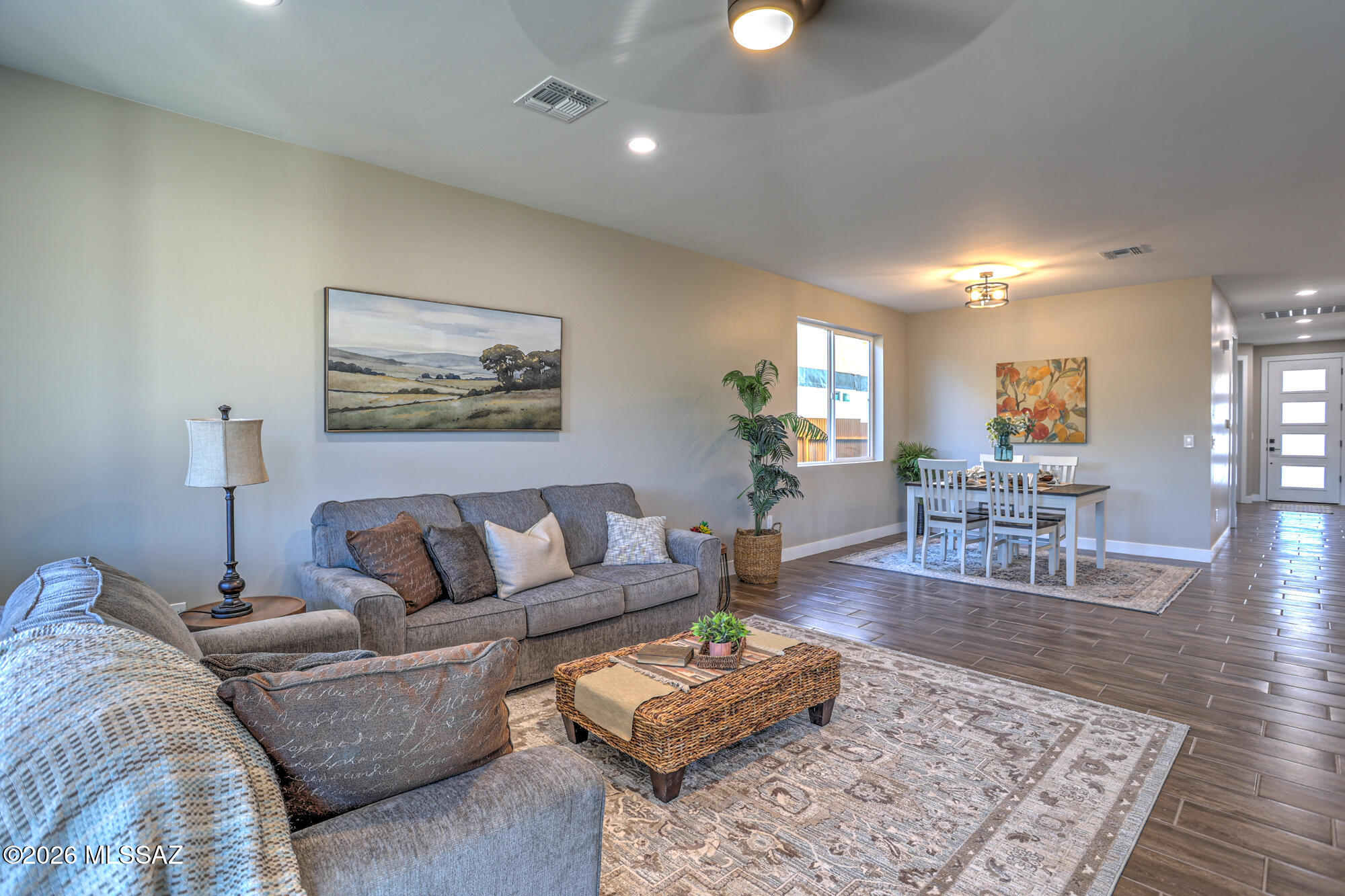 New Tucson Unit NO. 4 (1-203) - Residential