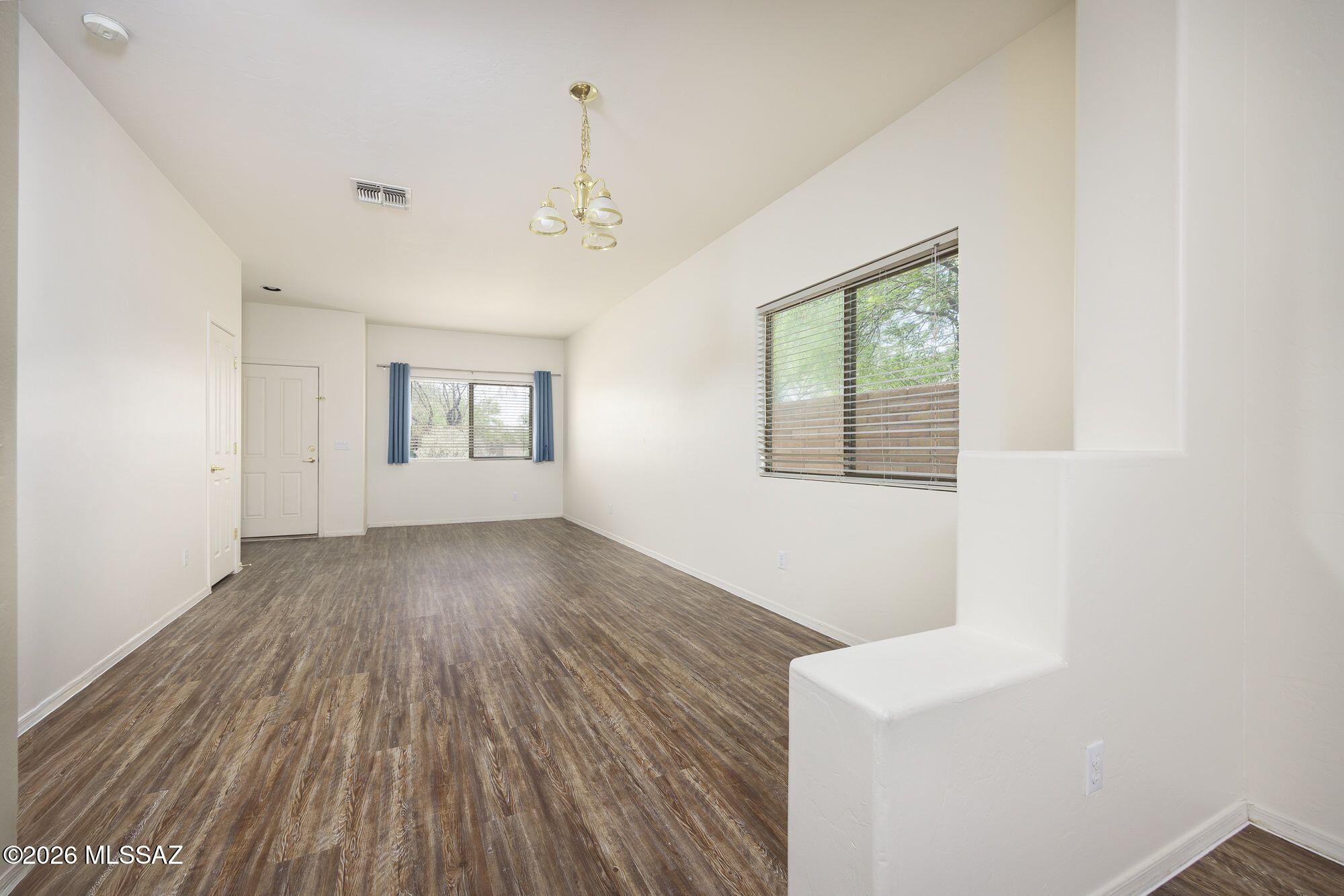 Continental Reserve Blk. 7 & 8 (1-82) - Residential Lease