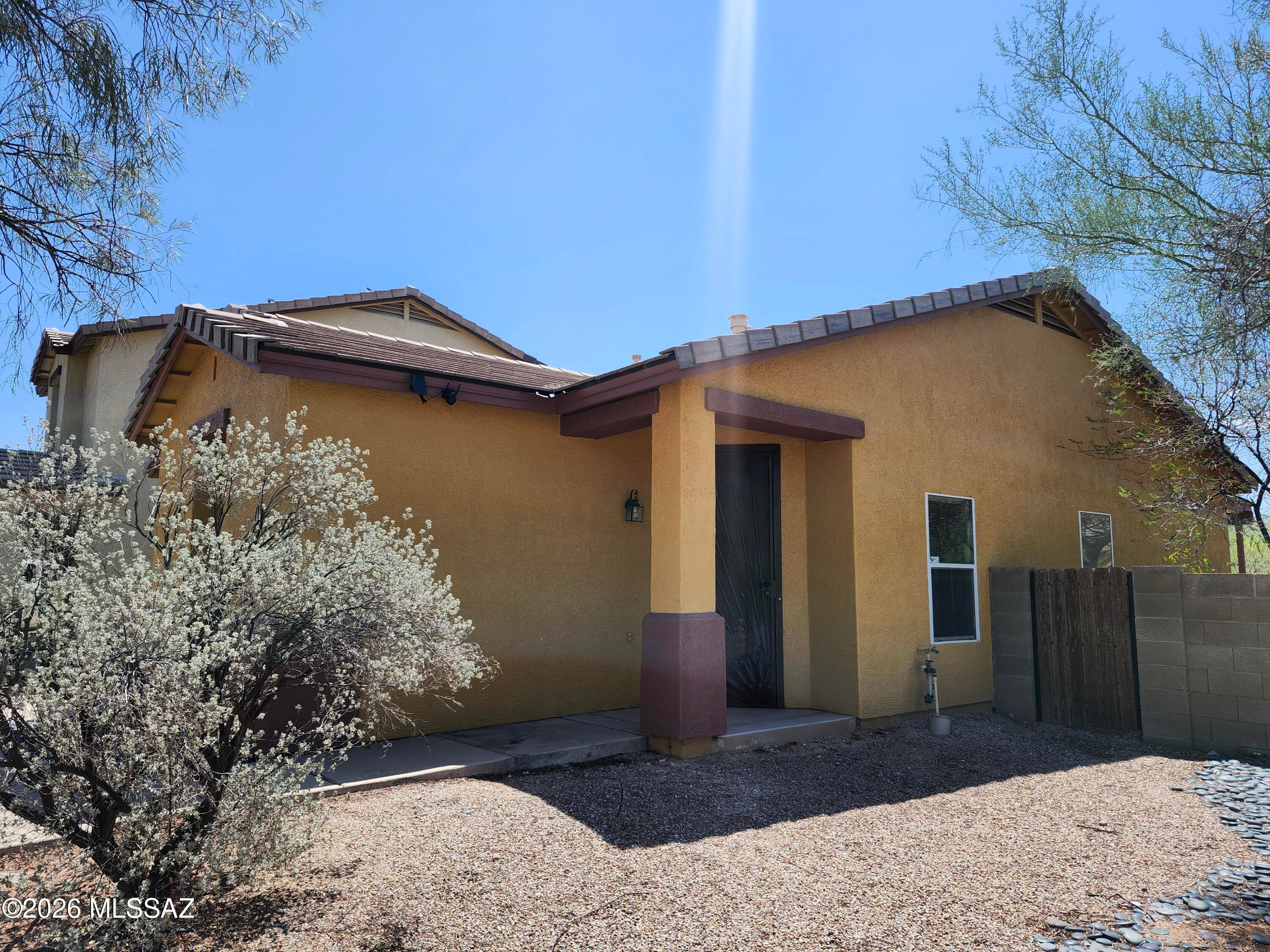 Riverhaven (1-373) - Residential Lease