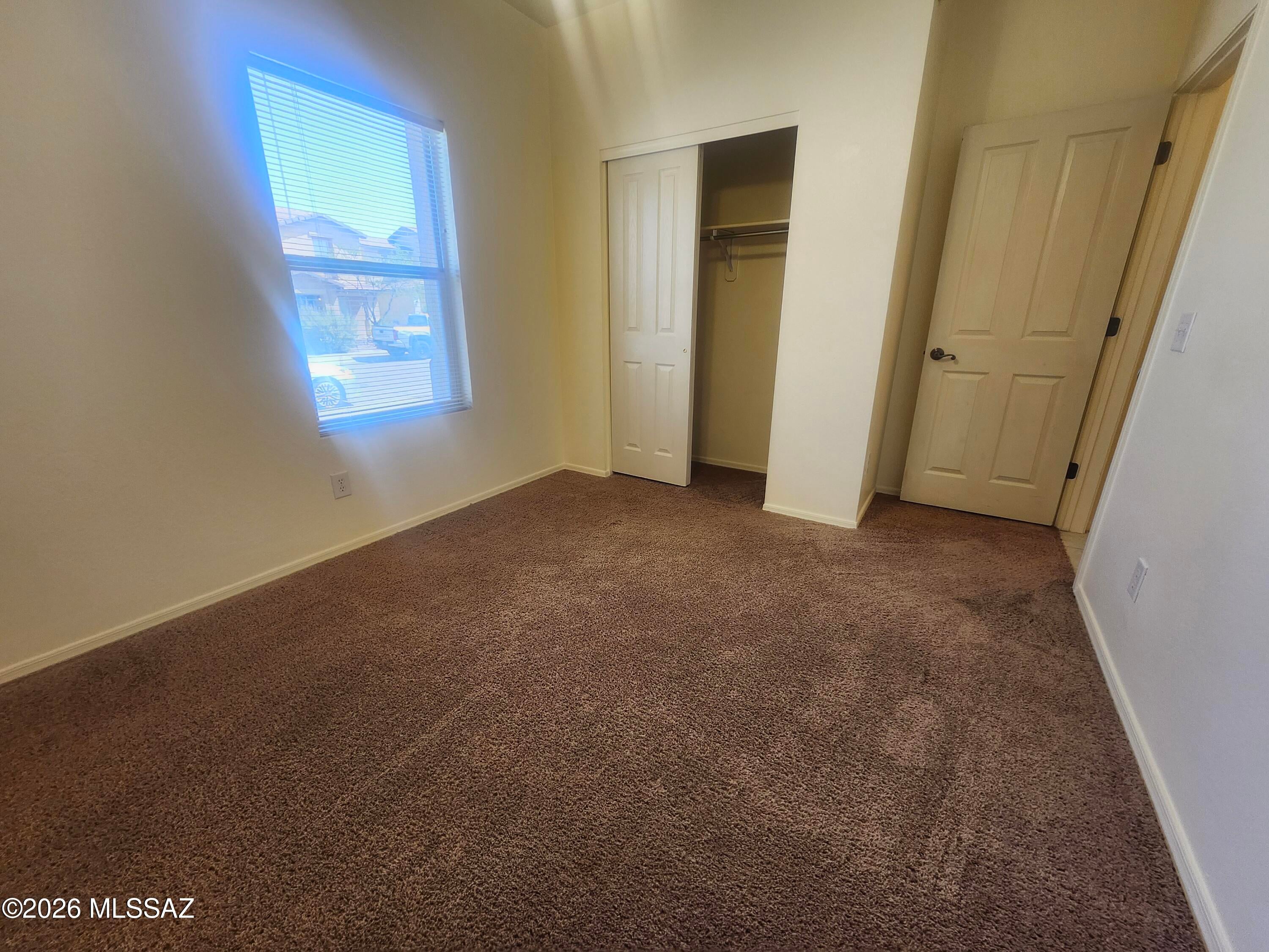 Riverhaven (1-373) - Residential Lease