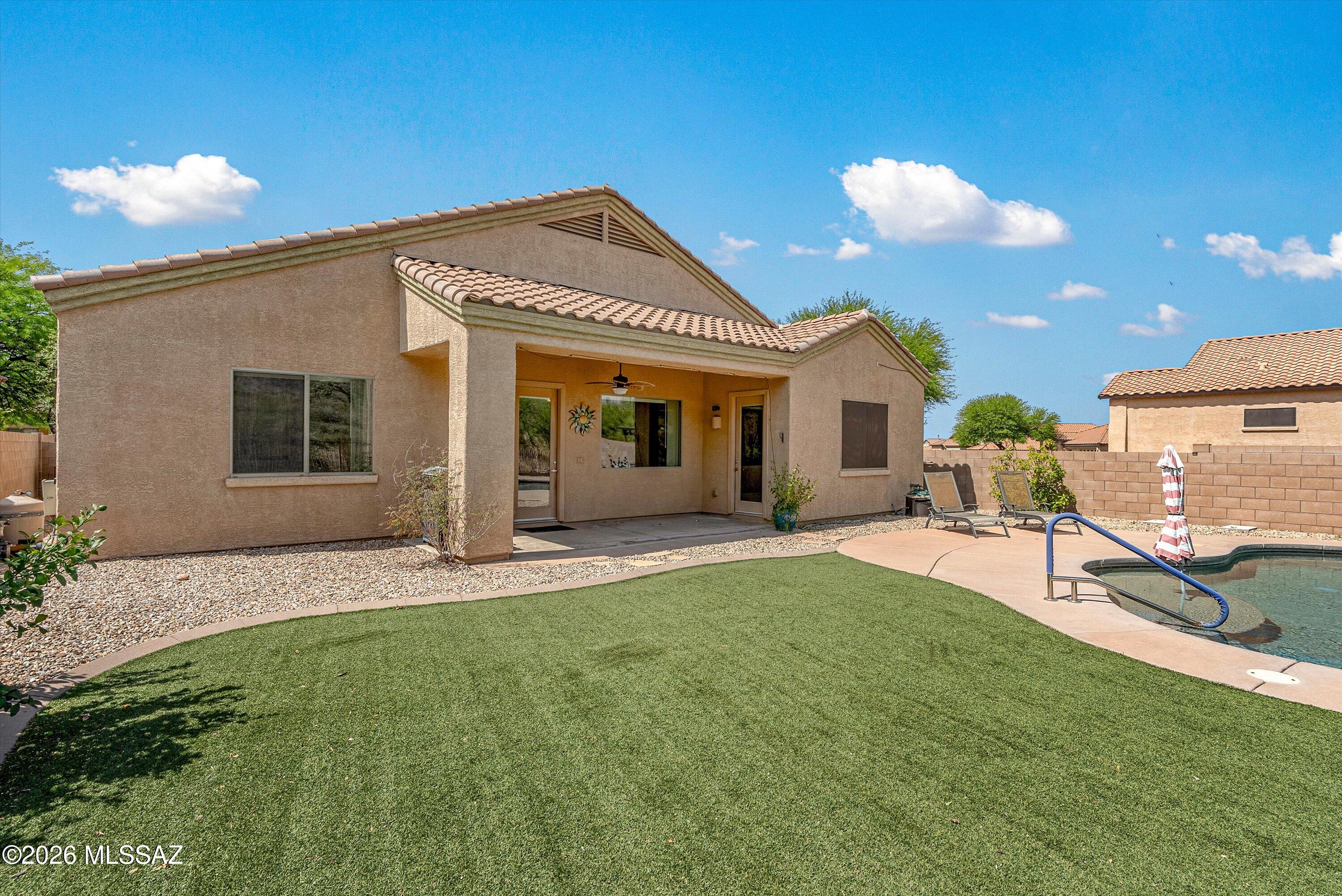 Rancho Del Lago (1-100) - Residential