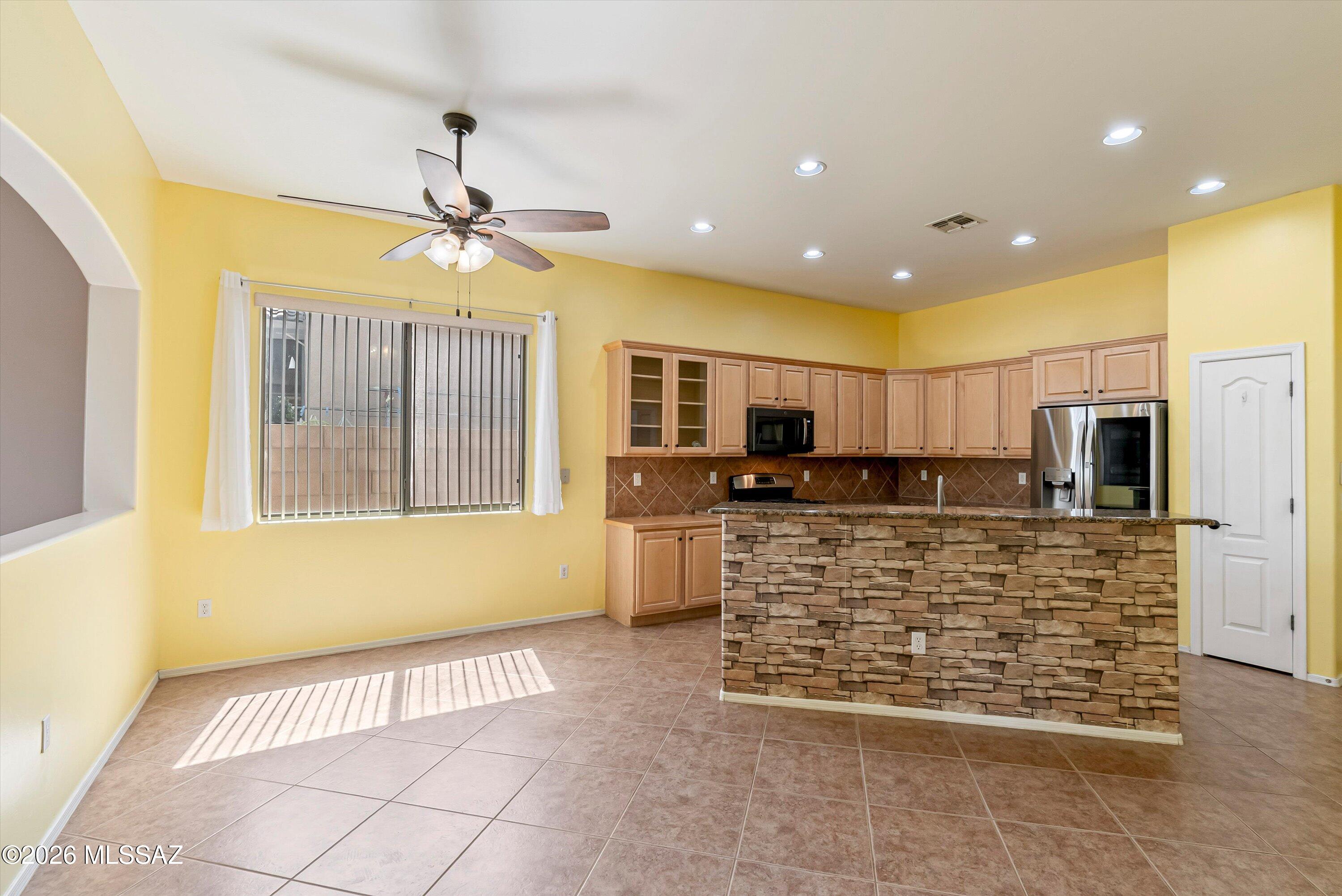 Rancho Del Lago (1-100) - Residential