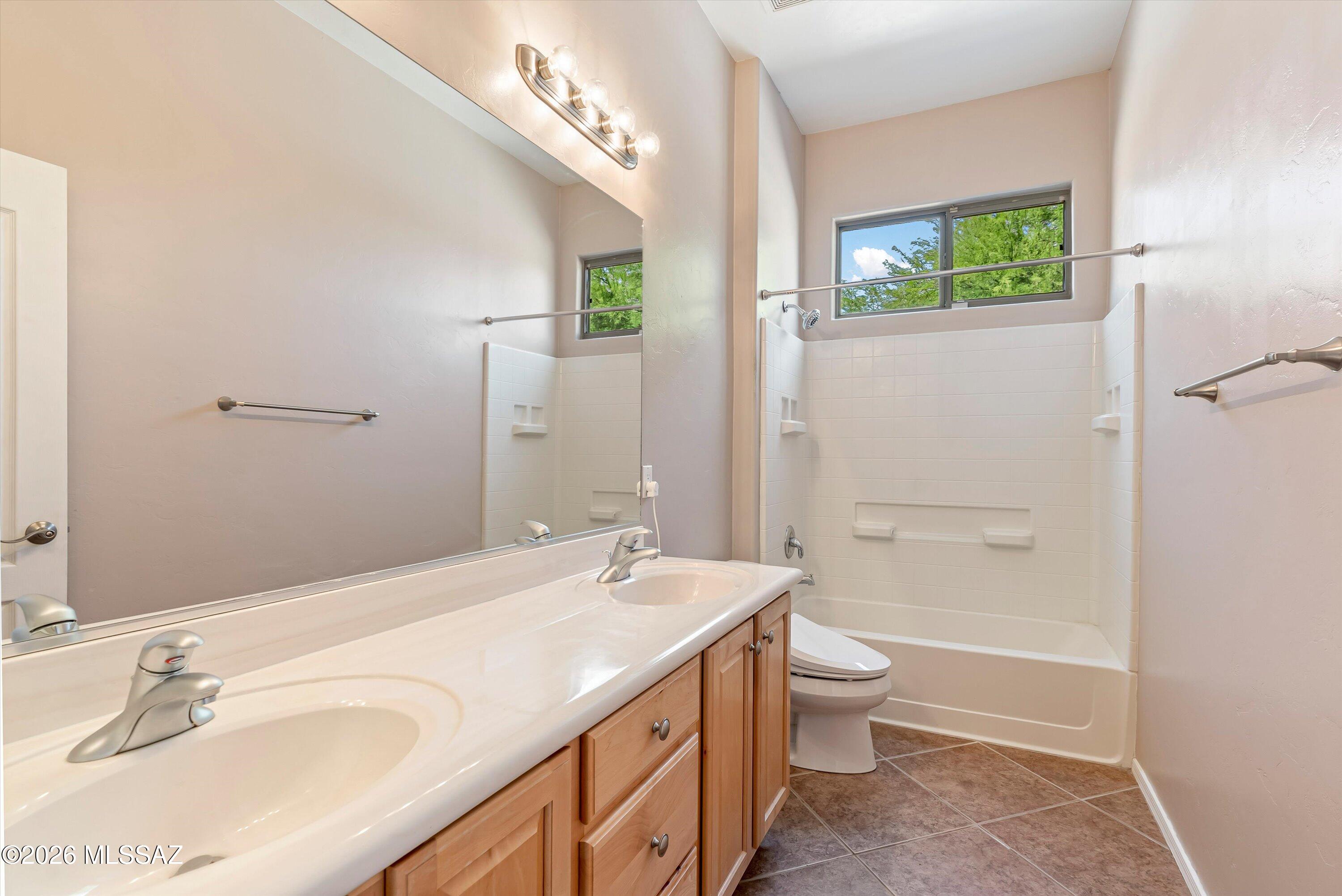 Rancho Del Lago (1-100) - Residential