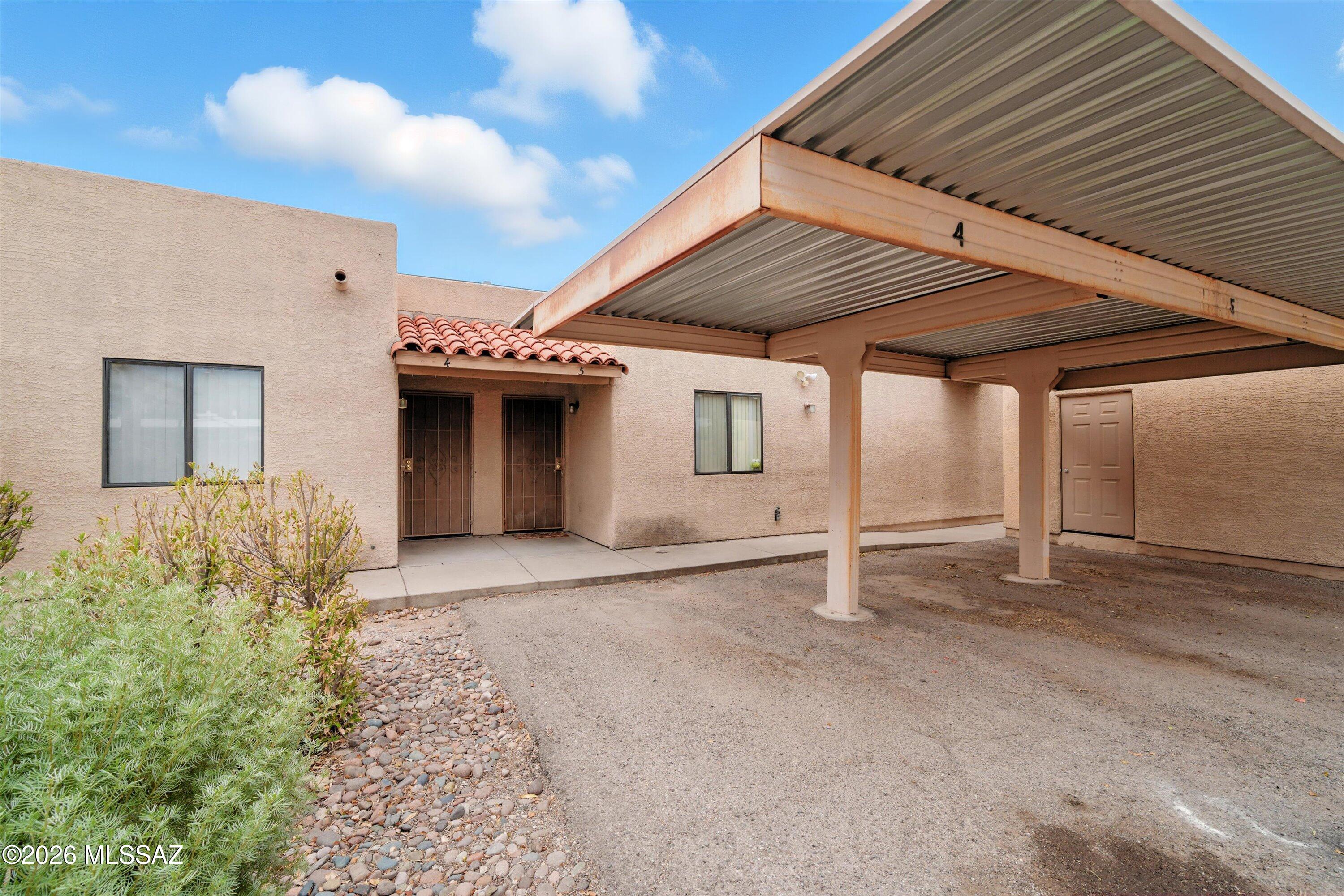 Well-maintained triplex located in a desirable Central area. Split Floor Plan, Fireplaces, Central A/C, Double Carports, Storage Units, and Private Yards for each unit.  All Units are individually metered for utilities. Two unit have recently been remodeled with laminate flooring throughout. Complex was recently painted outside and roof coated. This must be sold with the adjoining Tri-Plex MLS #22617150.
Commercial financing is not required. OWNER/AGENT