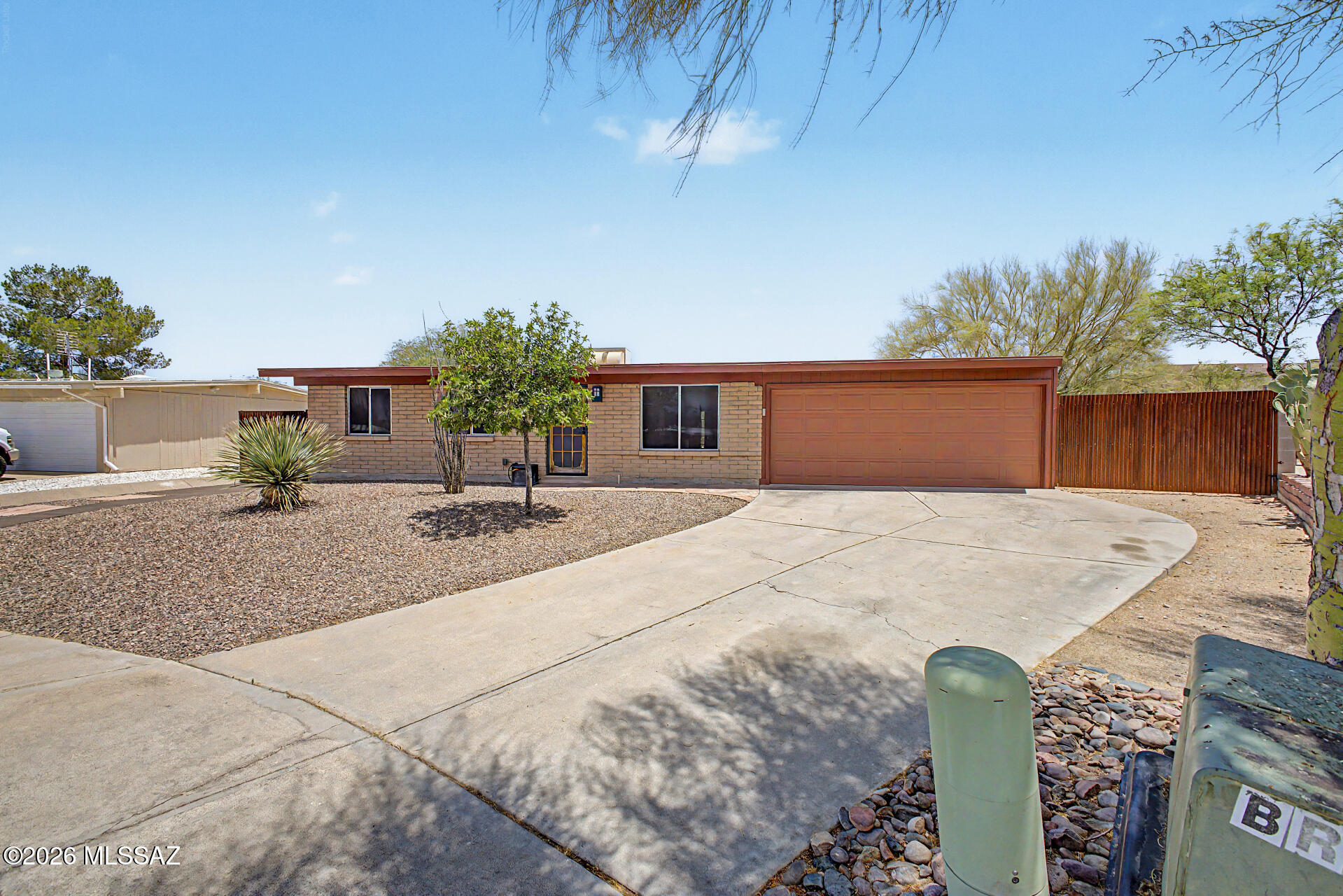 Quail Hollow (1-18) - Residential