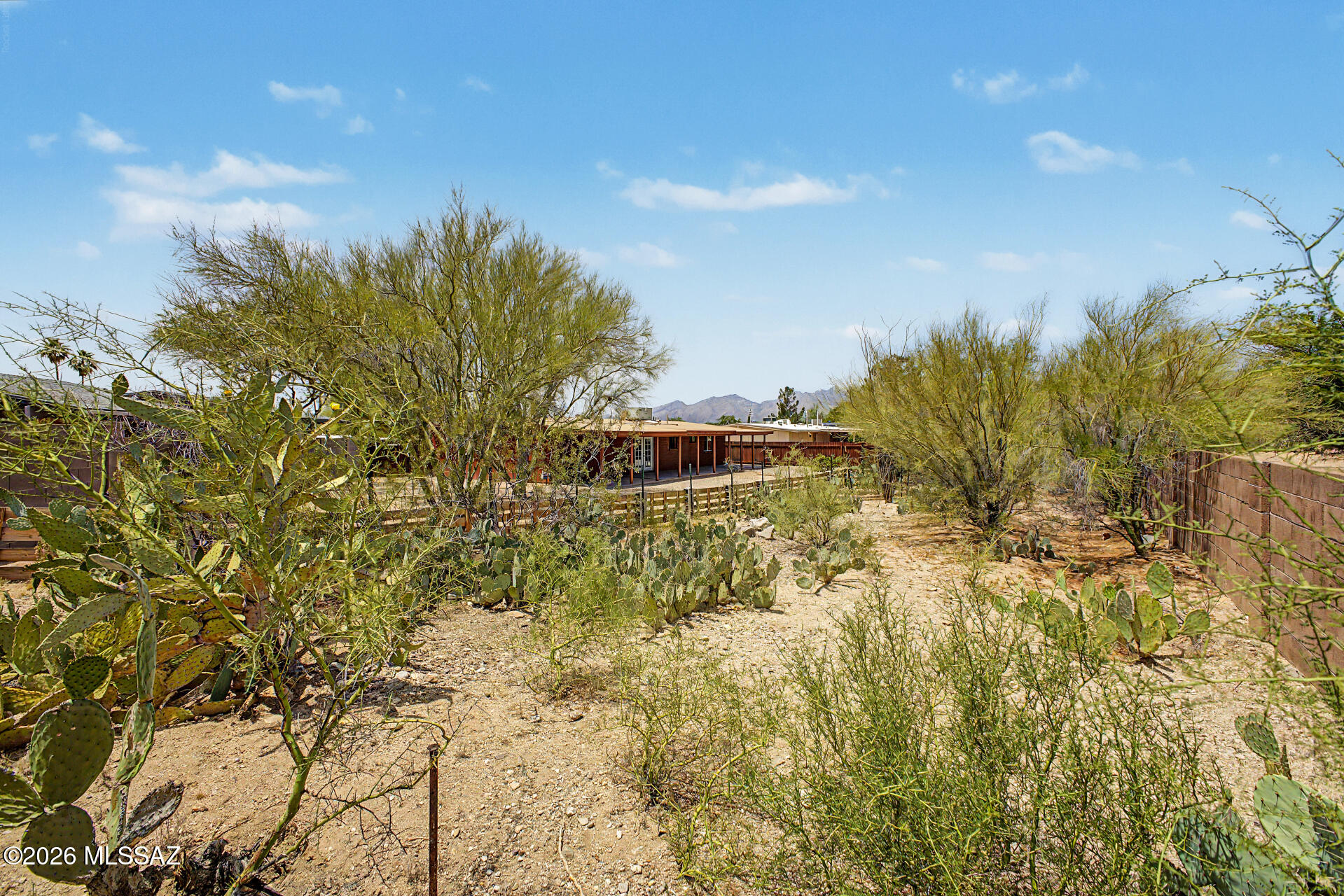 Quail Hollow (1-18) - Residential