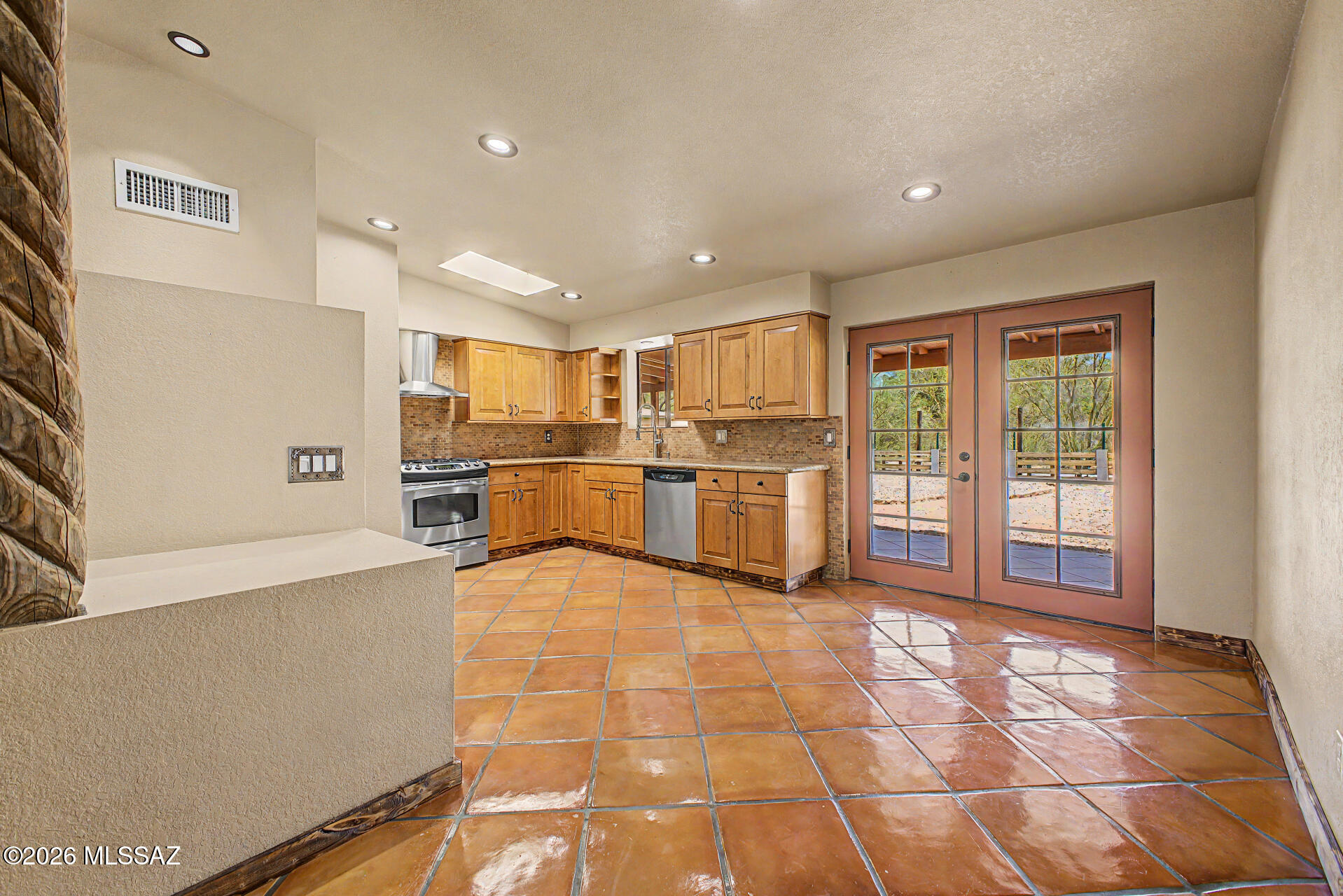 Quail Hollow (1-18) - Residential