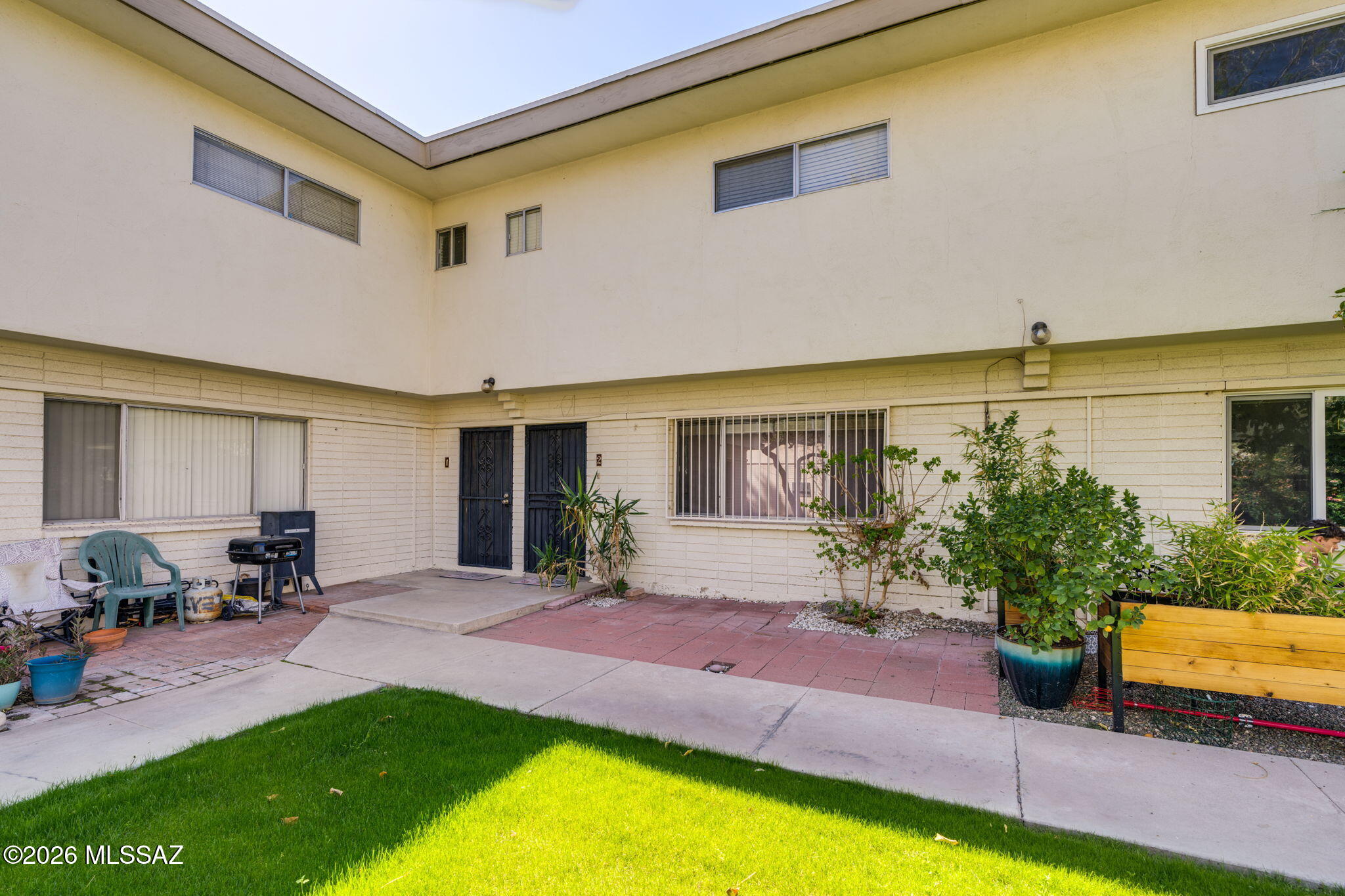 Amherst Club Condos (1-20) - Residential