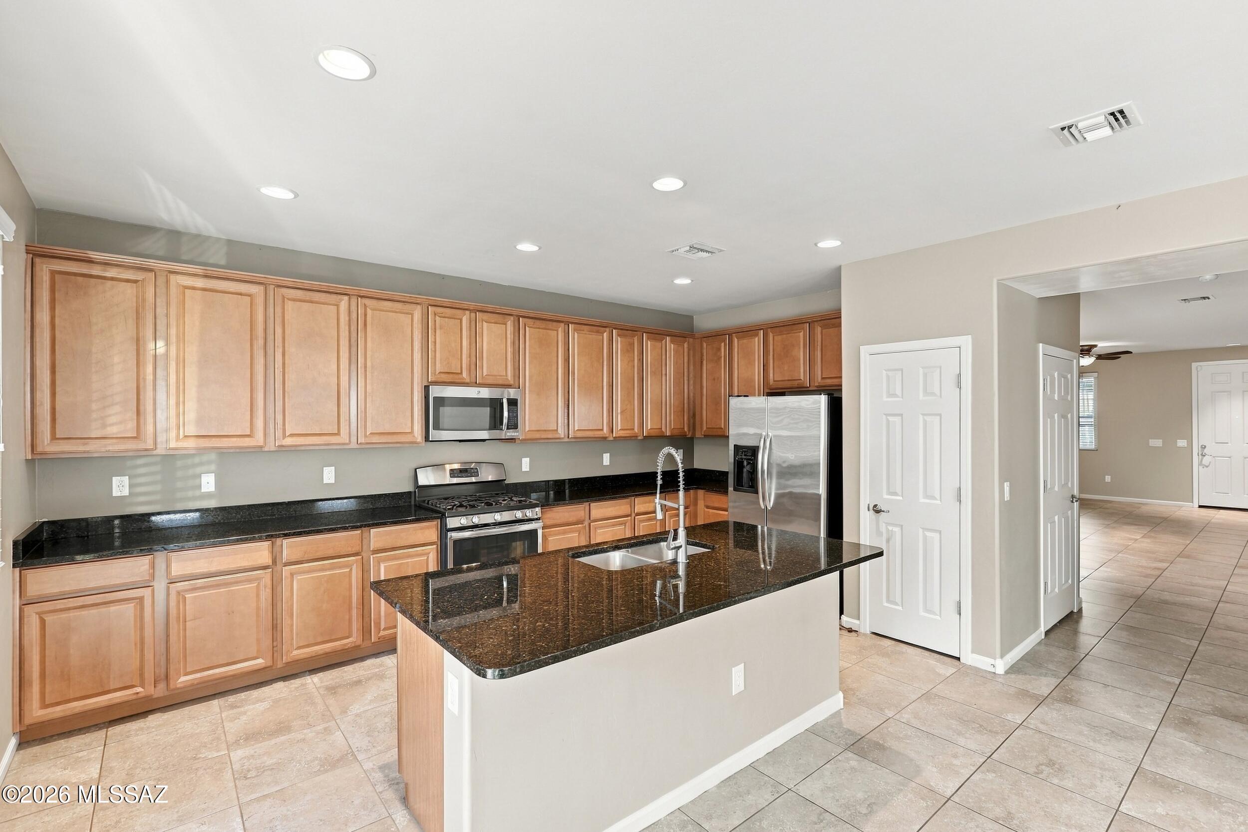 Star Valley Blk. 2 (212) - Residential