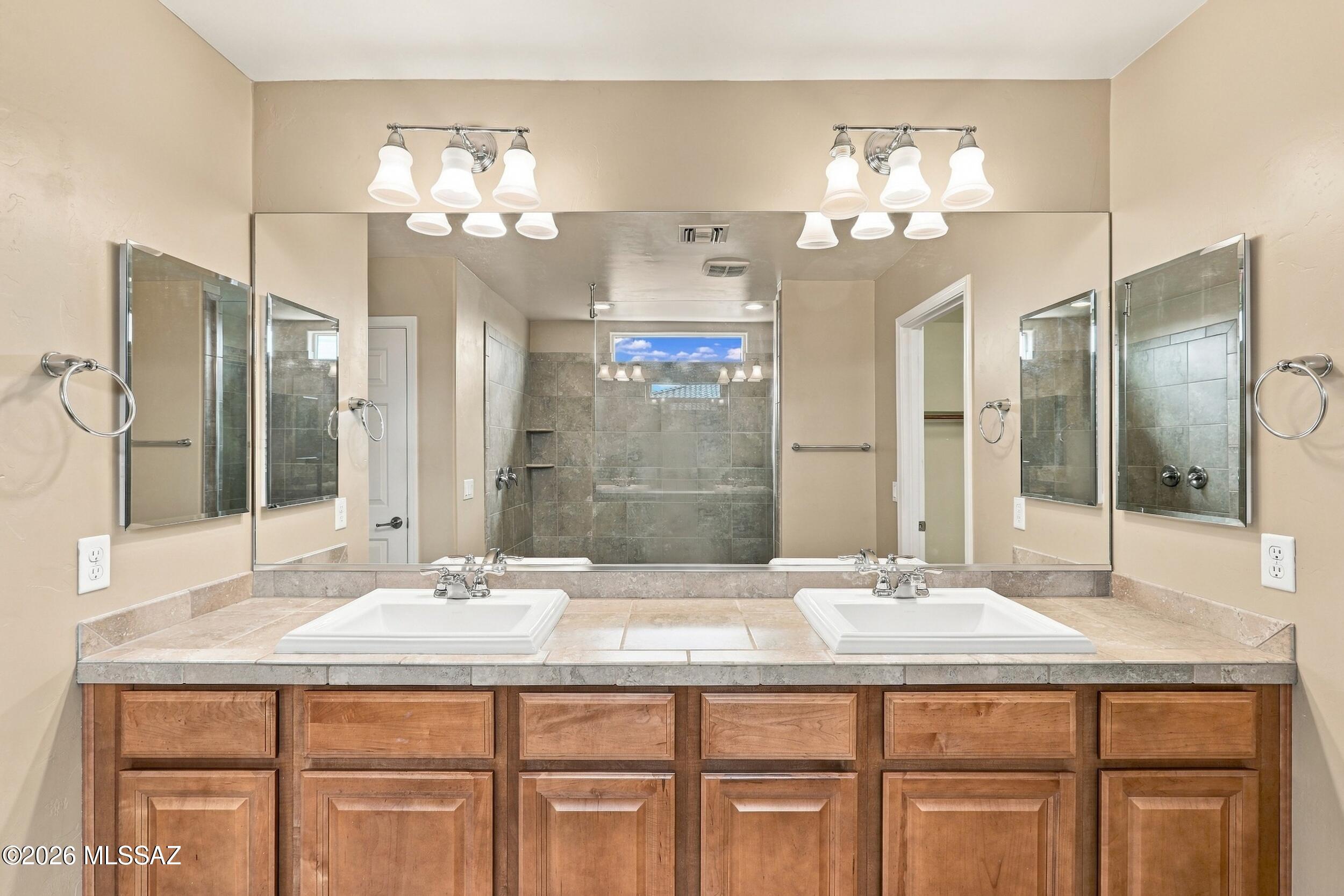 Star Valley Blk. 2 (212) - Residential