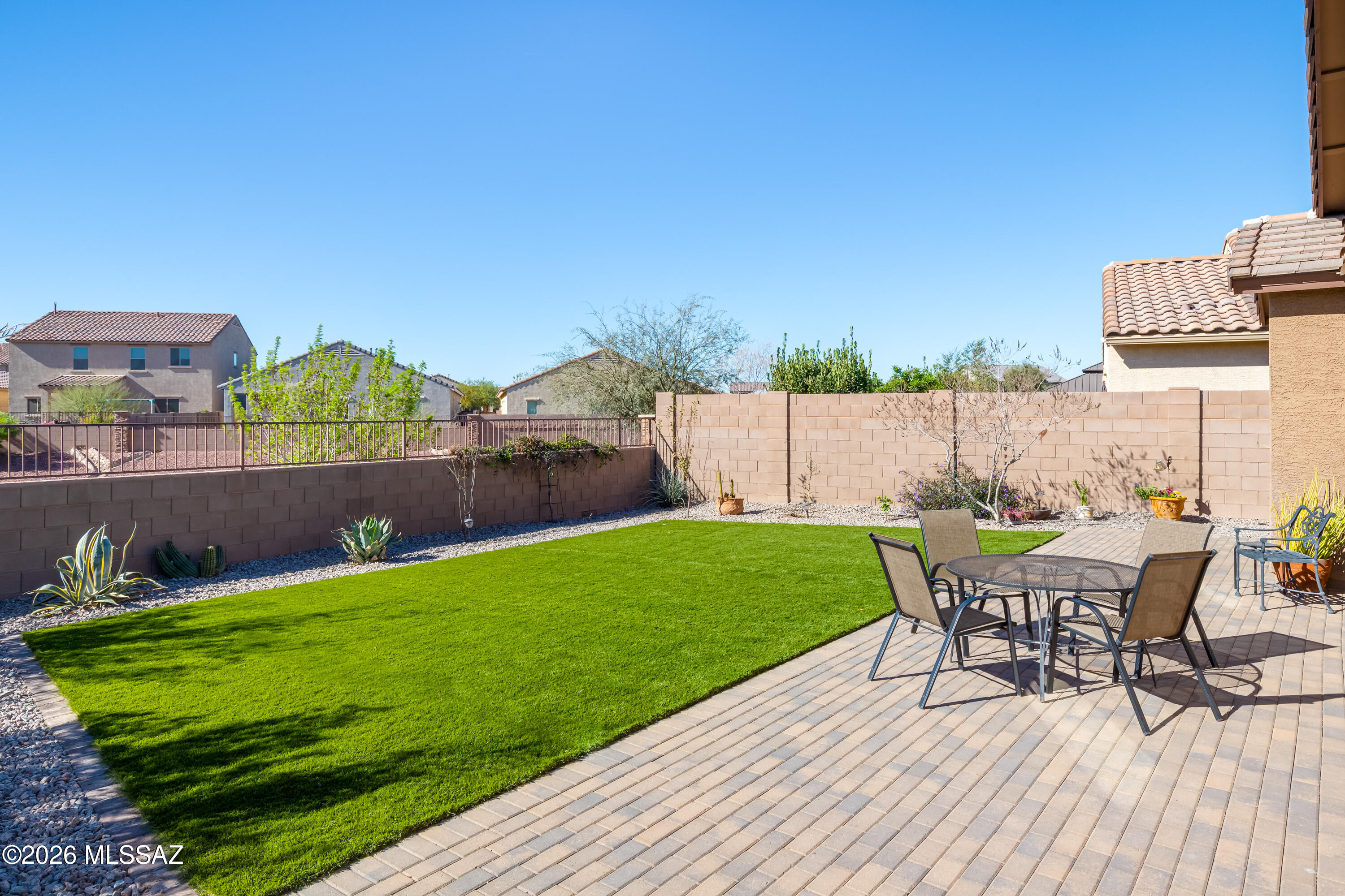 Beautiful Home on a premium lot, no one behind, with 3 Bedrooms, 2 Bathrooms, Split Bedroom Plan. Upgraded Kitchen with large Island, Granite Countertops. Large open Great Room. Gorgeous Backyard with lots of room and open to Common Area Behind with Mountain Views. This home is move in ready!