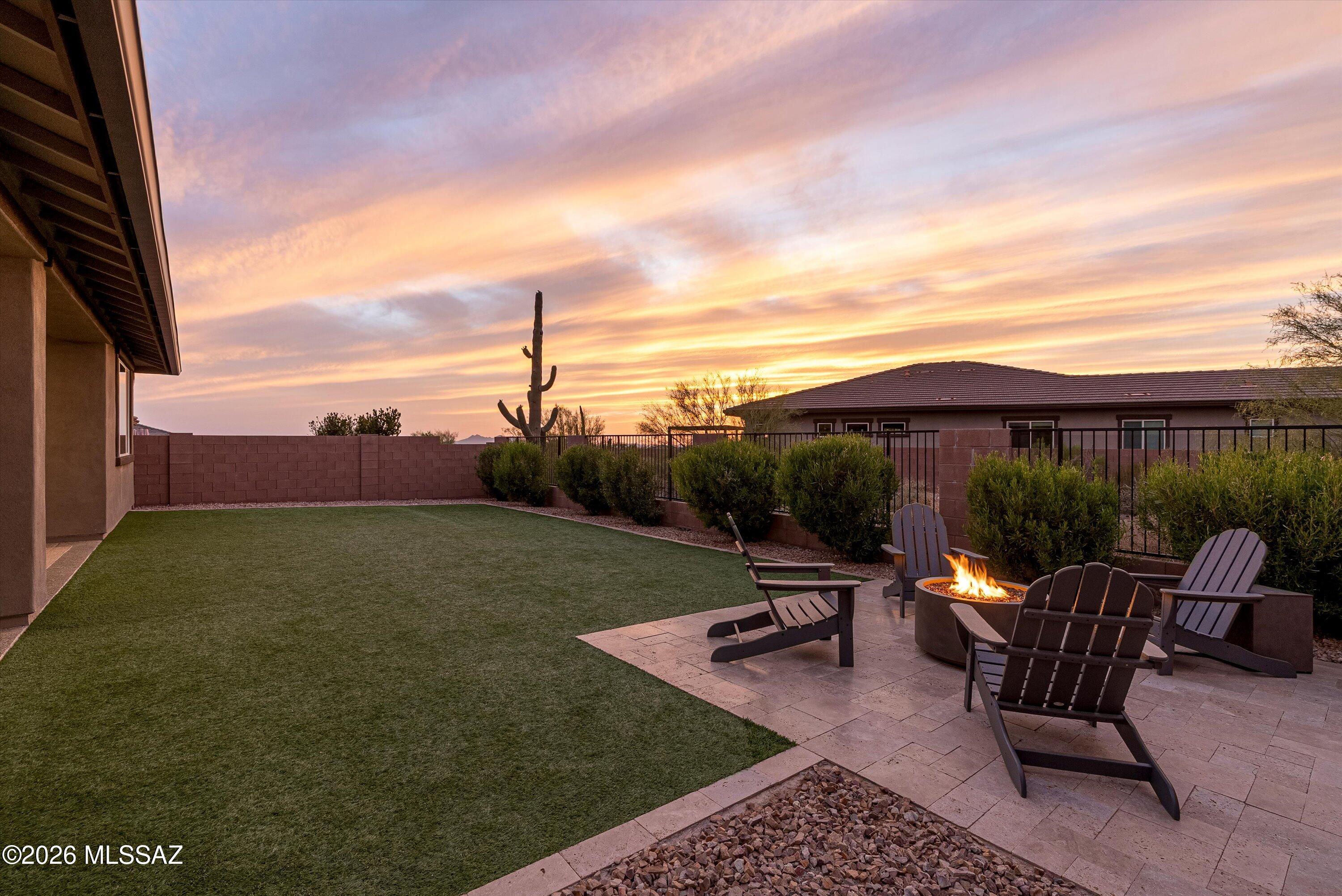 Blue Agave At Dove Mountain - Residential
