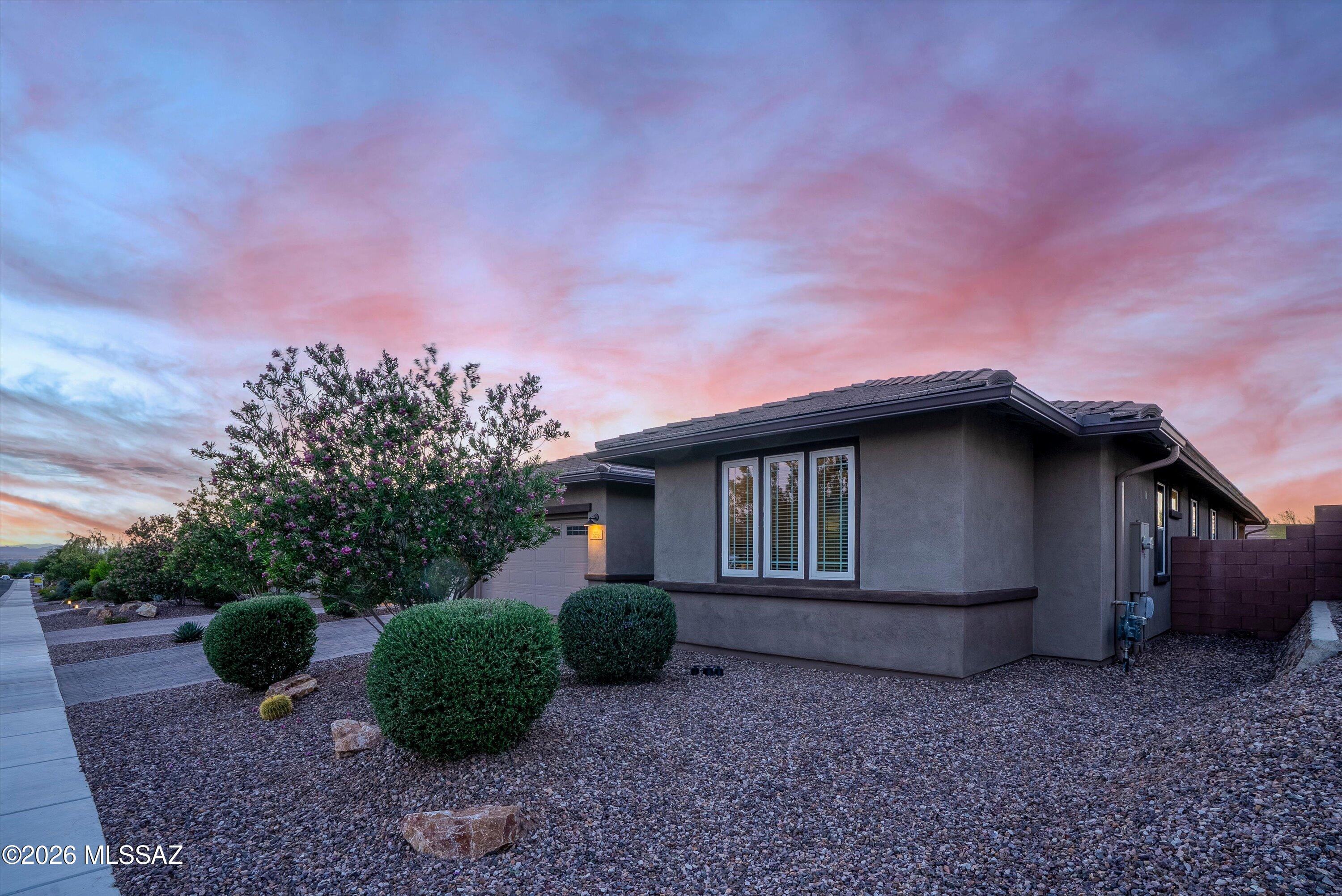 Blue Agave At Dove Mountain - Residential