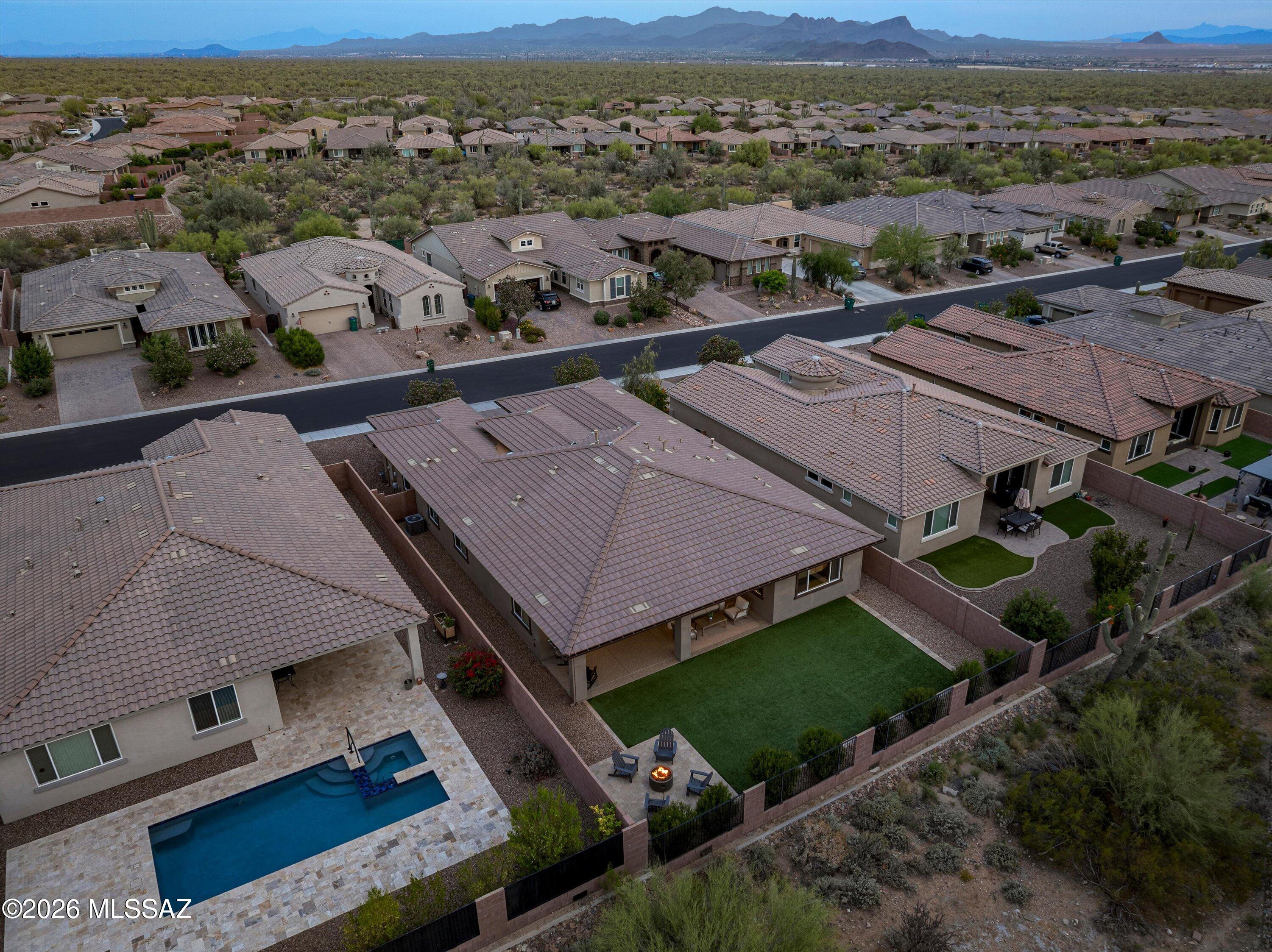 Blue Agave At Dove Mountain - Residential