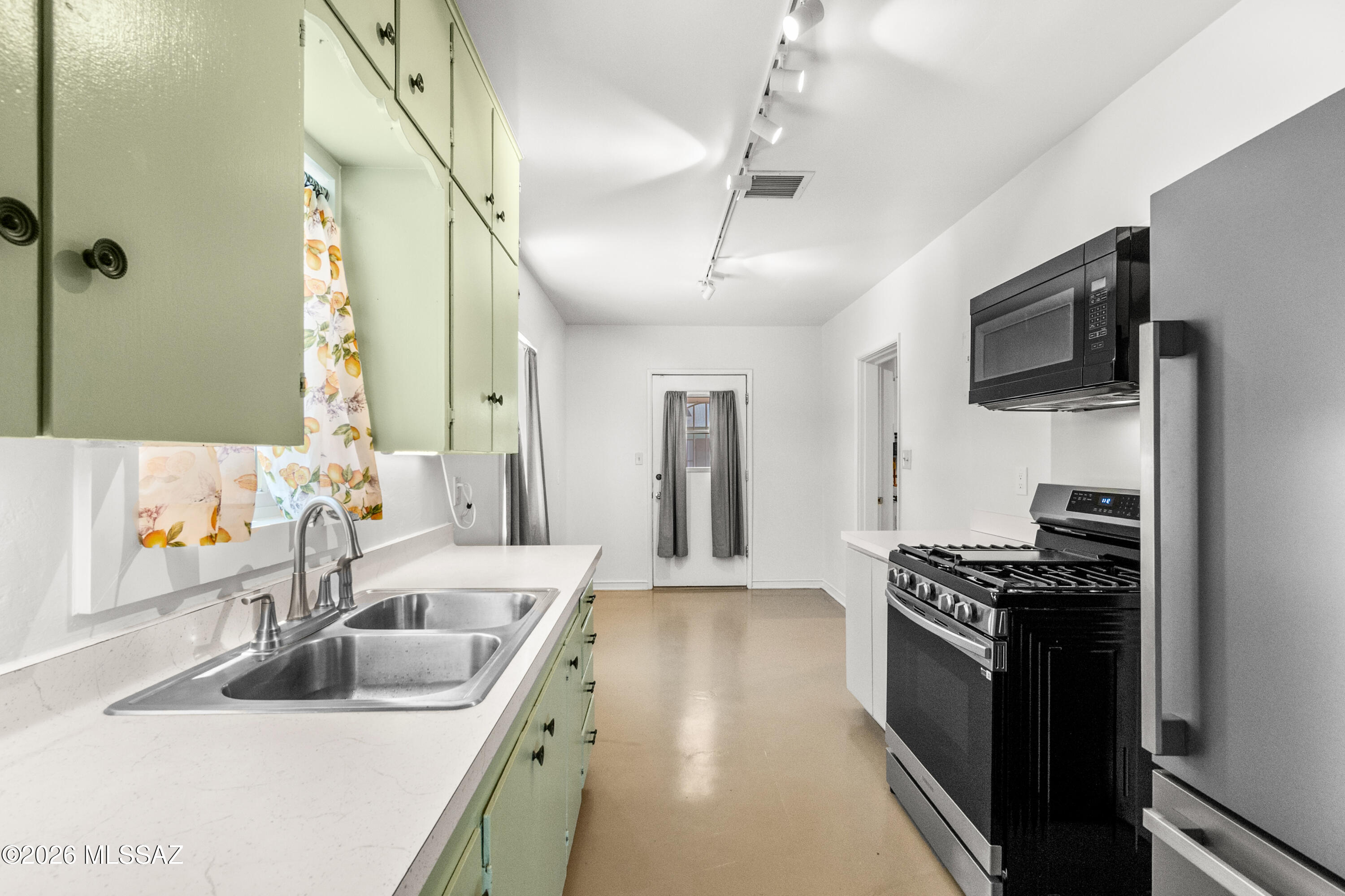 Jefferson Park - Residential