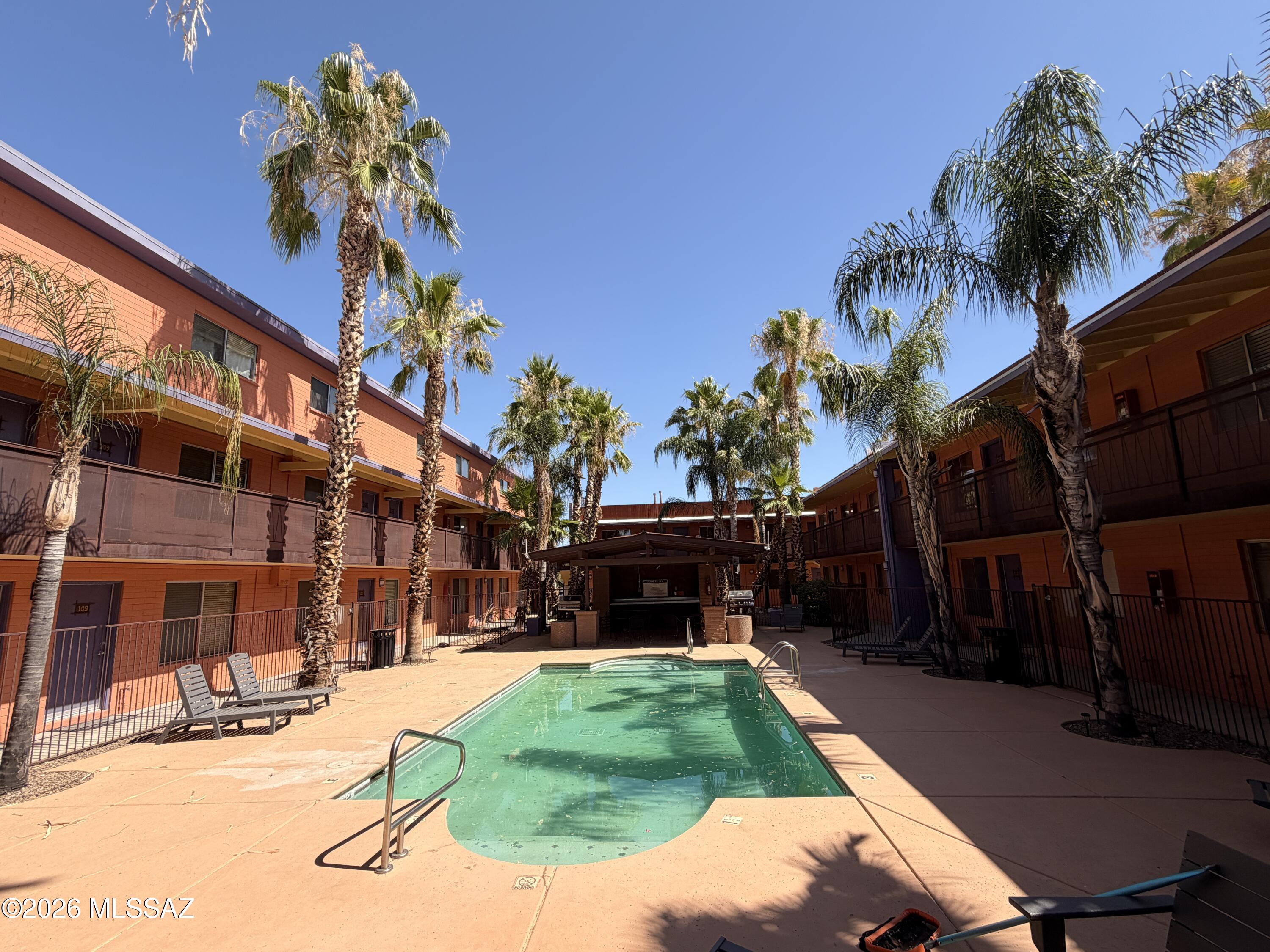 10th Street Condominiums - Residential