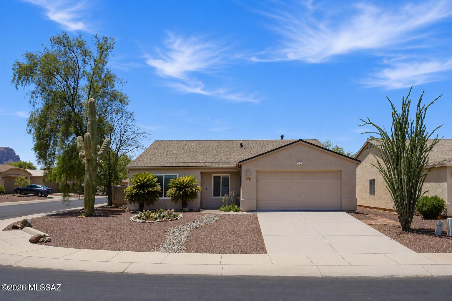 Silver Moon (1-101) - Residential