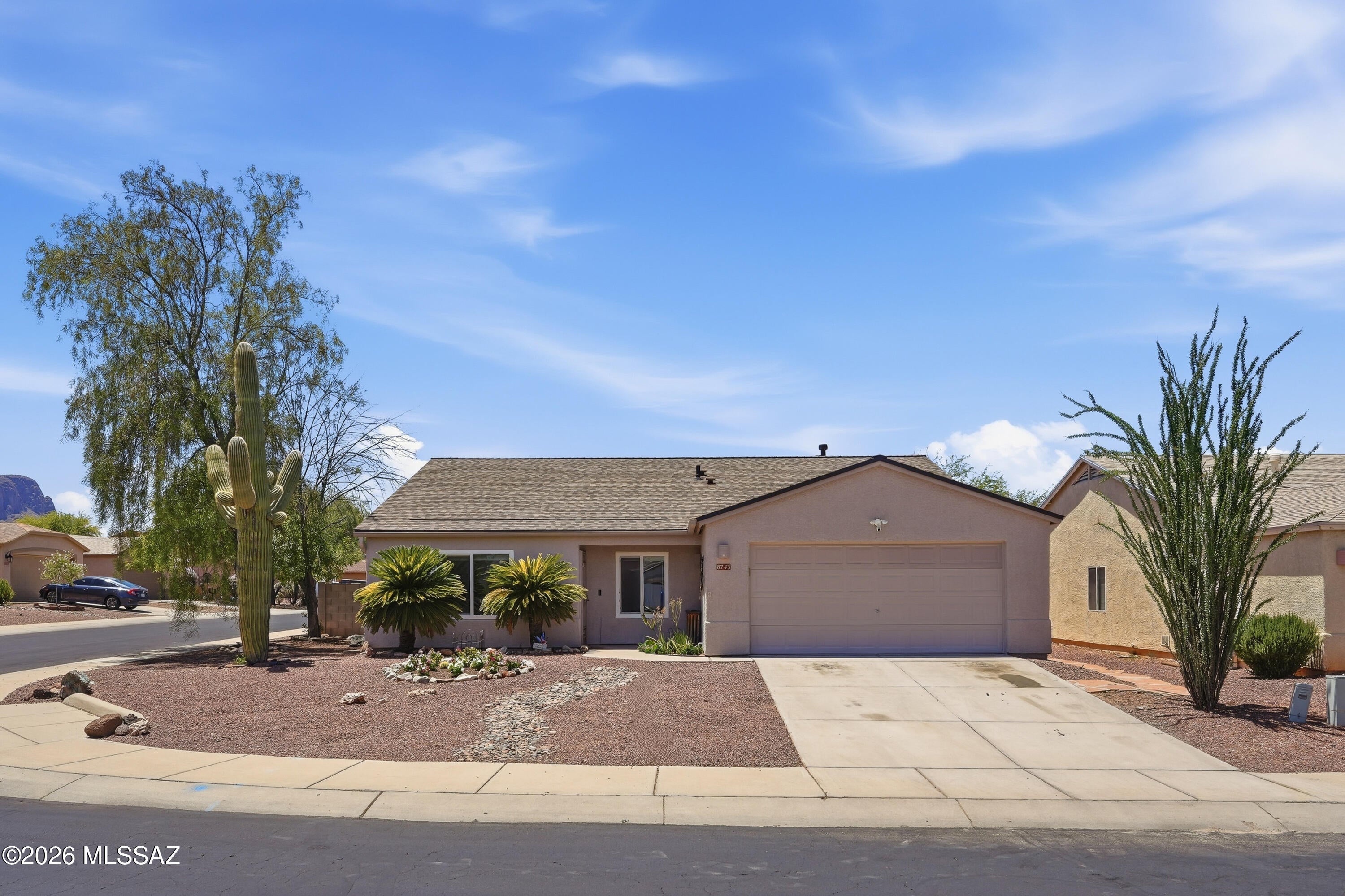 Silver Moon (1-101) - Residential