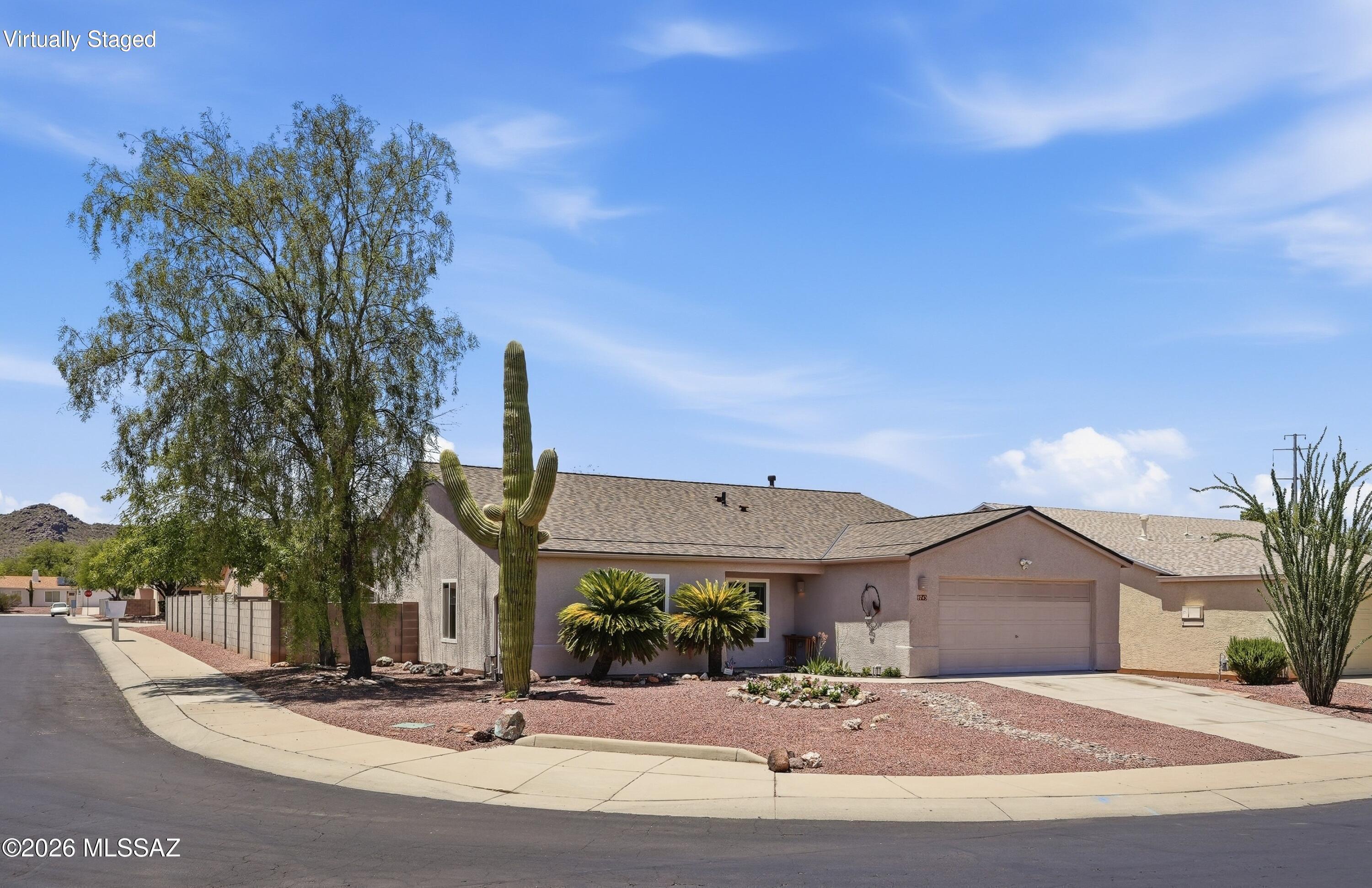Silver Moon (1-101) - Residential