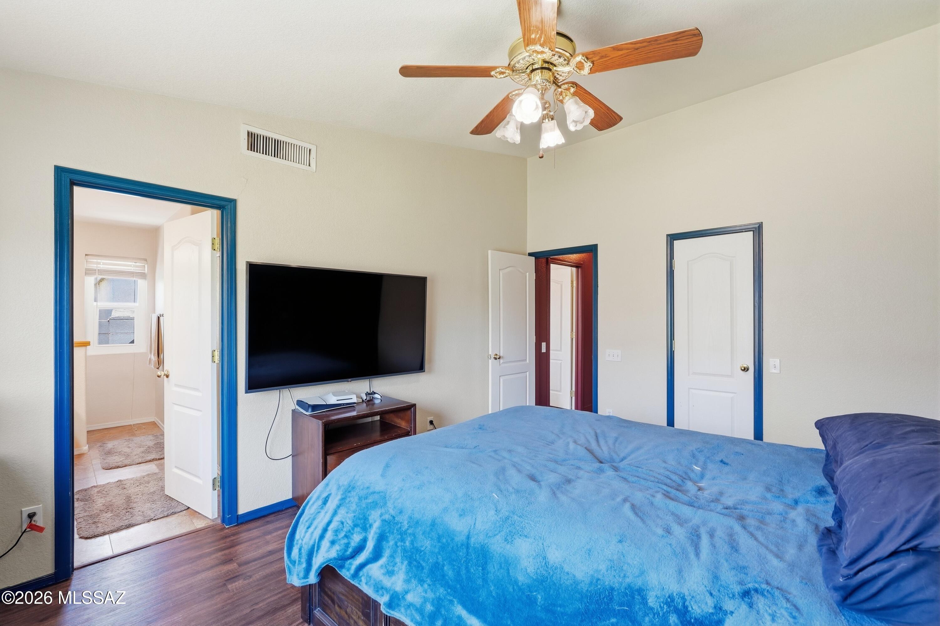 Silver Moon (1-101) - Residential