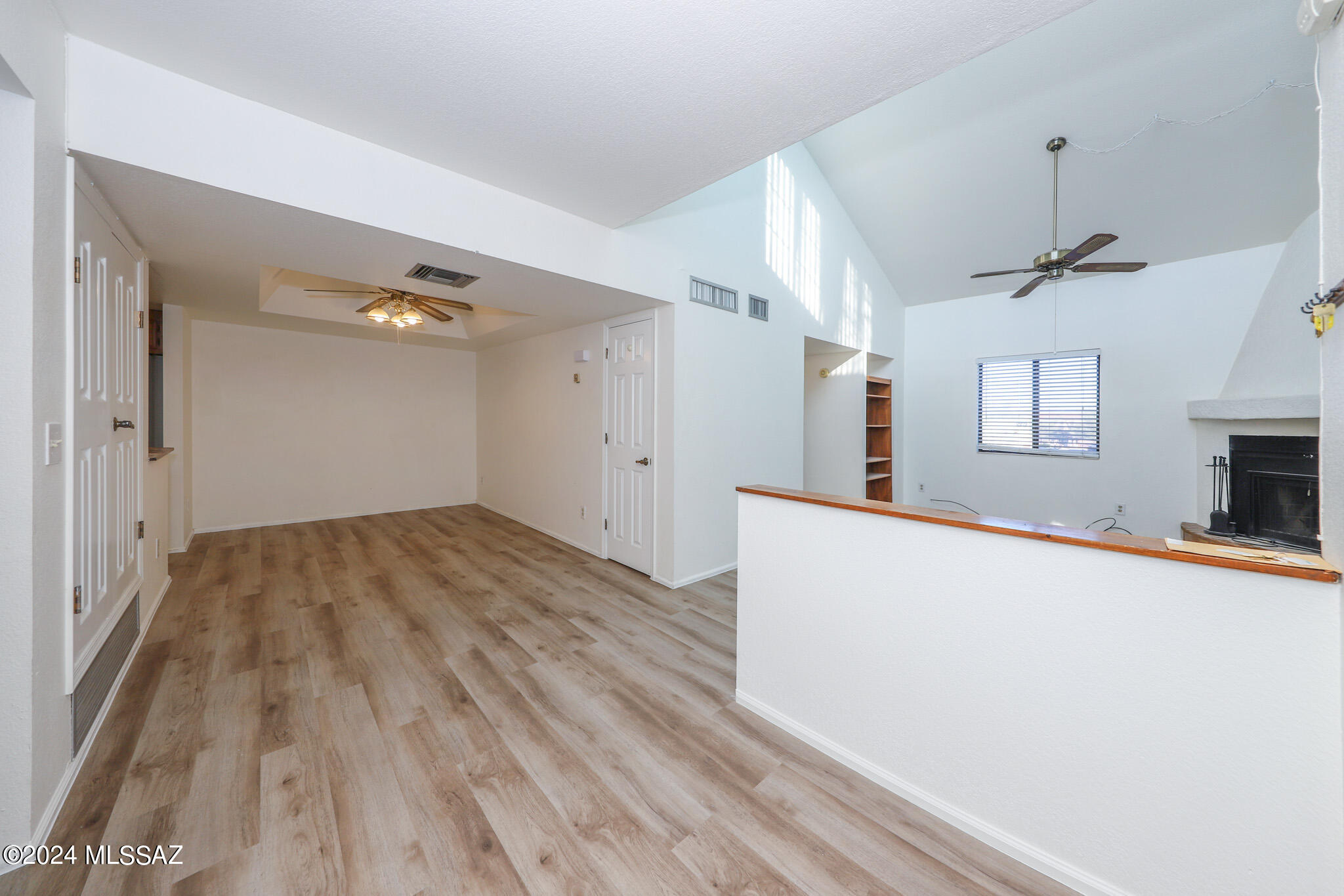 Las Casas Bellas Condo (1-44) - Residential Lease
