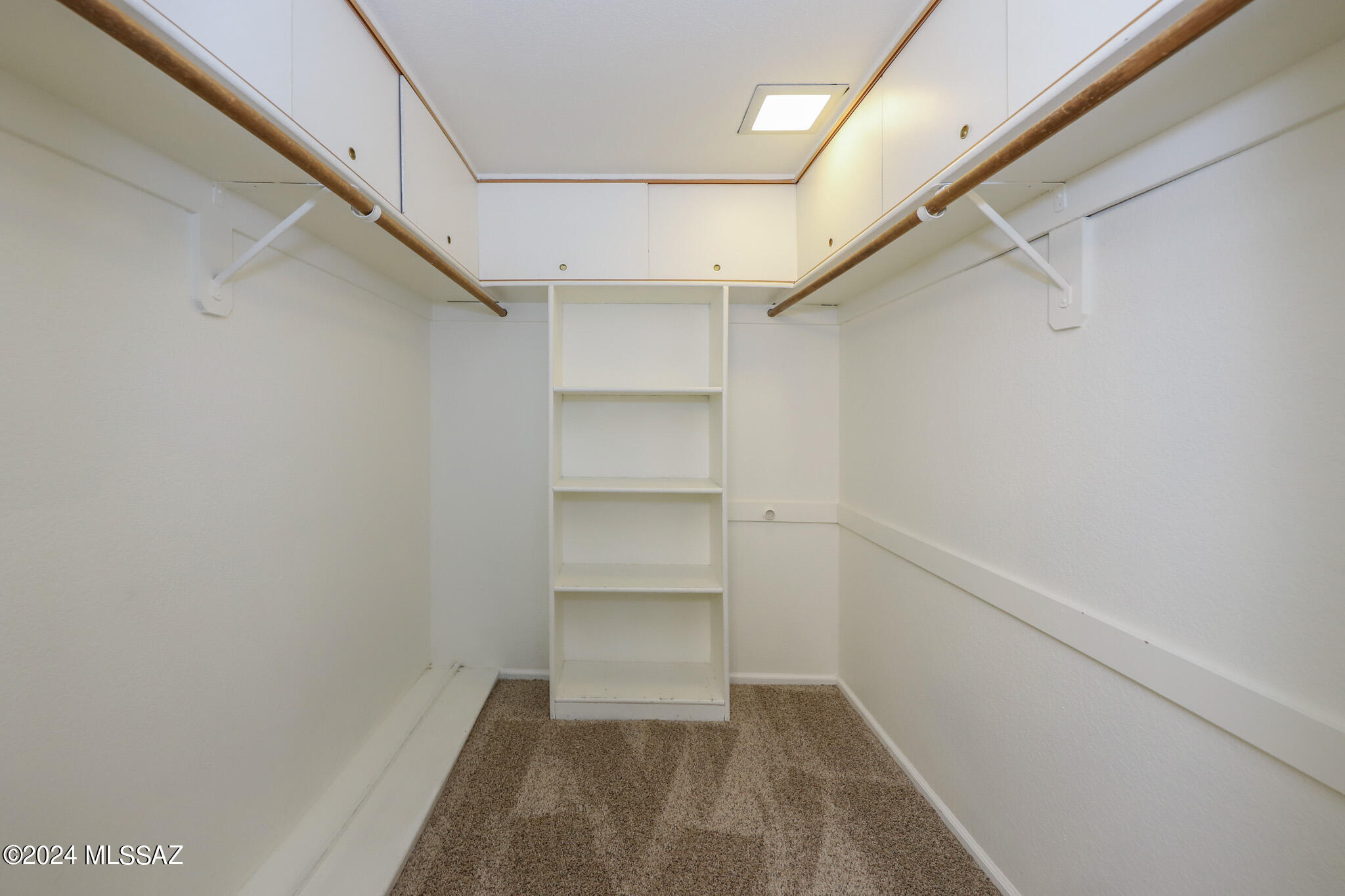 Las Casas Bellas Condo (1-44) - Residential Lease
