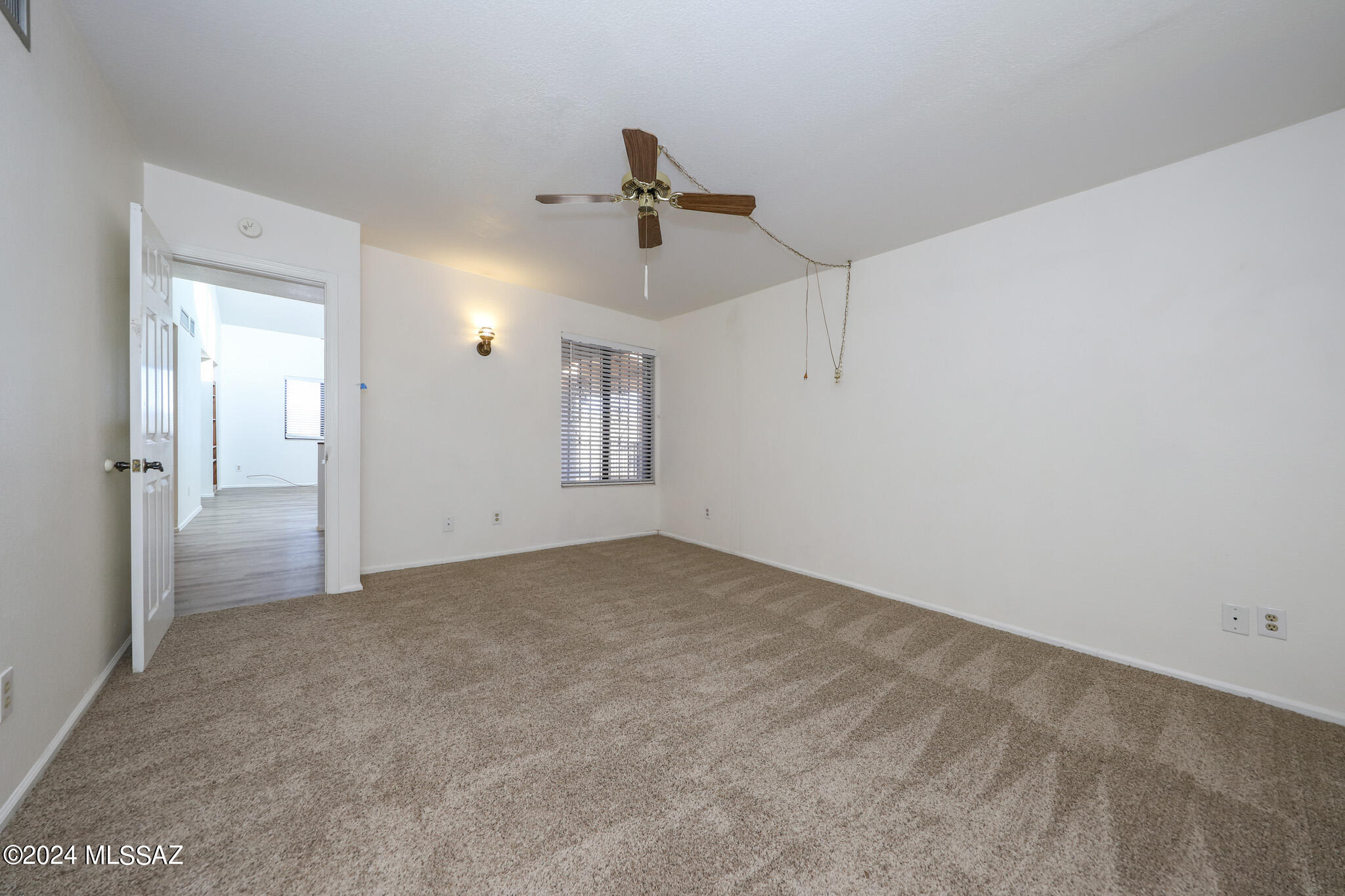Las Casas Bellas Condo (1-44) - Residential Lease