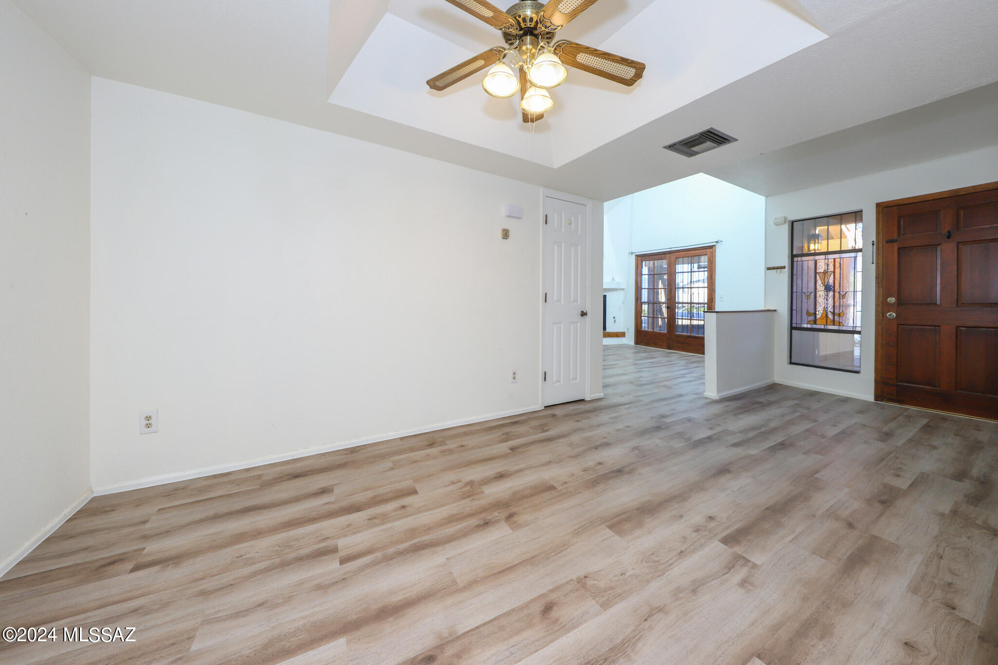 Las Casas Bellas Condo (1-44) - Residential Lease
