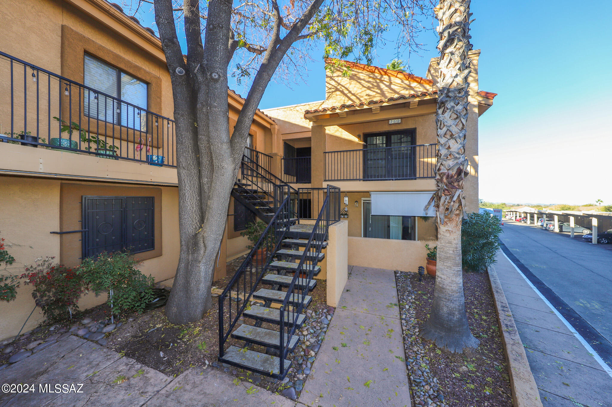 Las Casas Bellas Condo (1-44) - Residential Lease
