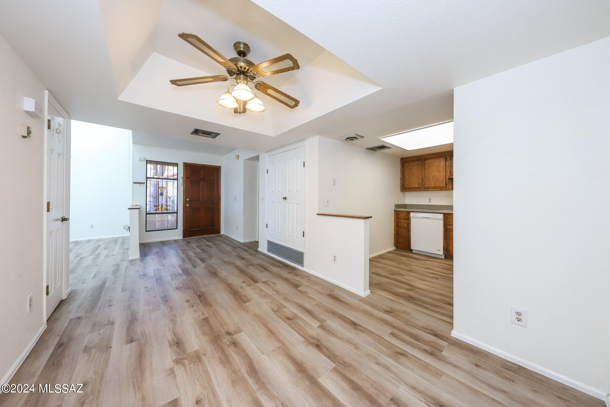 Las Casas Bellas Condo (1-44) - Residential Lease