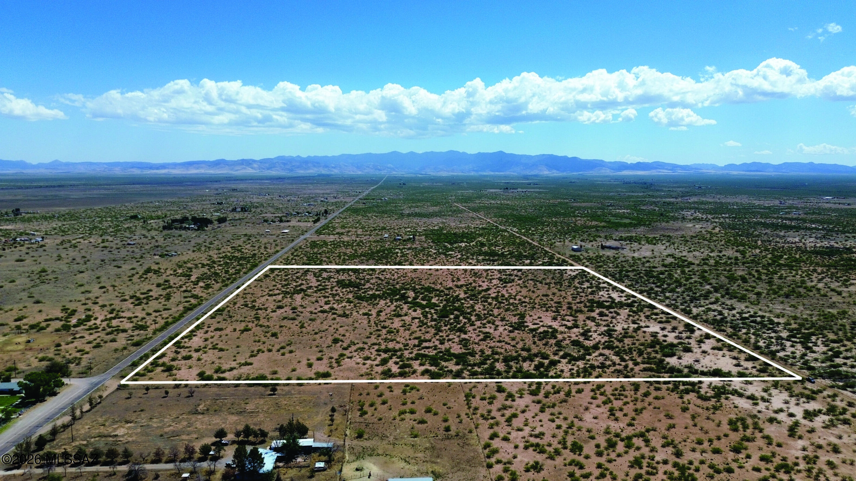 Beautiful views from this expansive 38 plus acre Cochise County RU-4 zoned property. Perfect for owner builder opt-out. Short driver to Historic Tombstone and Bisbee along with all of the Cochise County hiking locations. Power available at the southeast corner of the property and along Hwy 181. Property spans between Hwy 181 and Lydy Ave